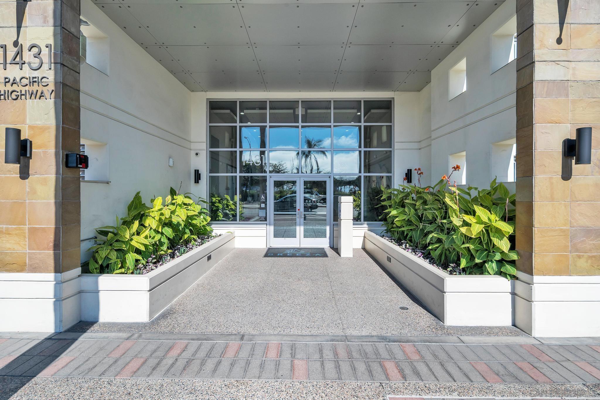 Detail Gallery Image 27 of 29 For 1431  Pacific Hwy  413, San Diego,  CA 92101 - 2 Beds | 2/1 Baths