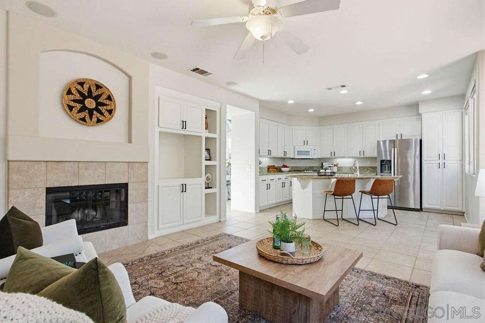 Detail Gallery Image 19 of 68 For 5423  Foxtail Loop, Carlsbad,  CA 92010 - 4 Beds | 3 Baths