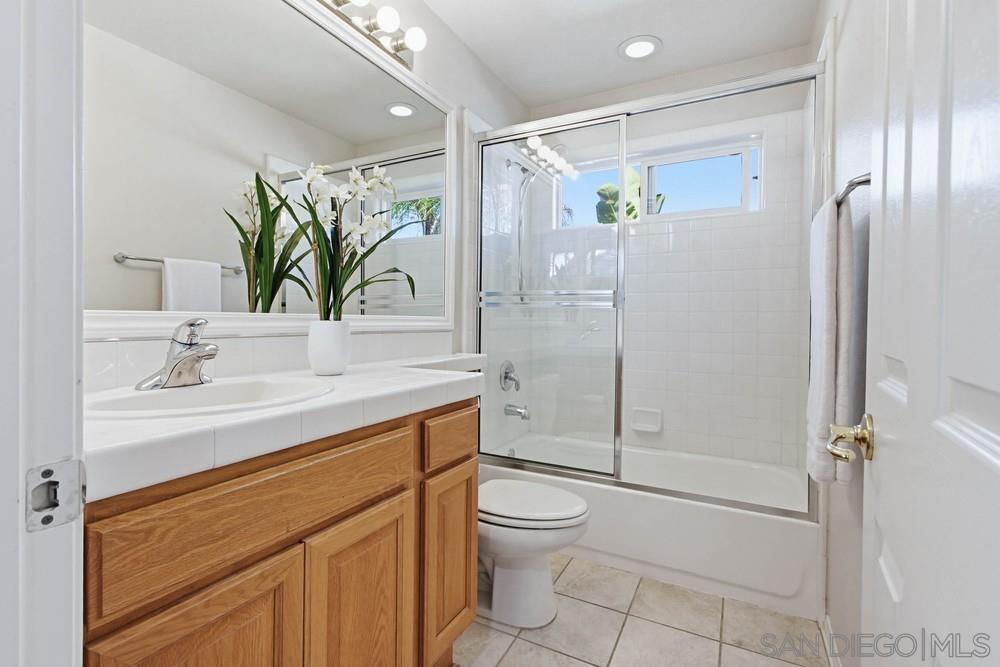 Detail Gallery Image 42 of 68 For 5423  Foxtail Loop, Carlsbad,  CA 92010 - 4 Beds | 3 Baths