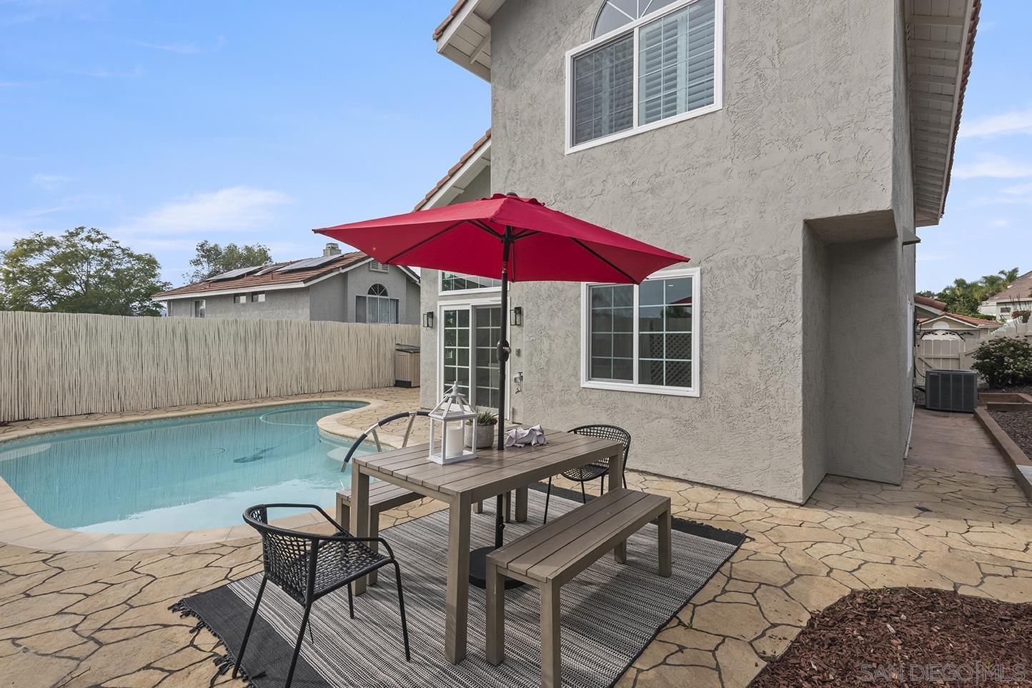 Detail Gallery Image 32 of 41 For 14811  Summerbreeze Way, San Diego,  CA 92128 - 3 Beds | 2/1 Baths