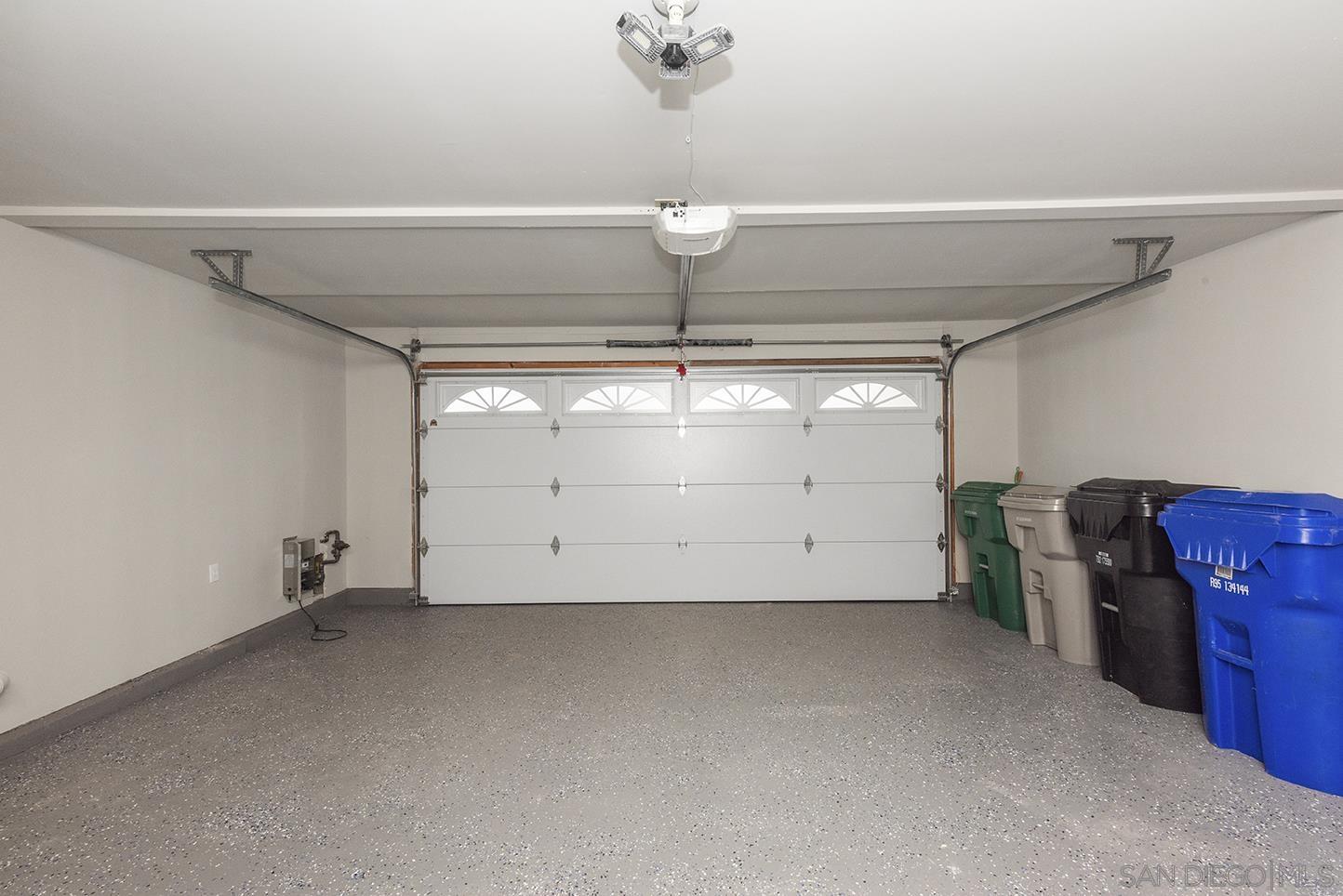 Detail Gallery Image 37 of 41 For 14811  Summerbreeze Way, San Diego,  CA 92128 - 3 Beds | 2/1 Baths