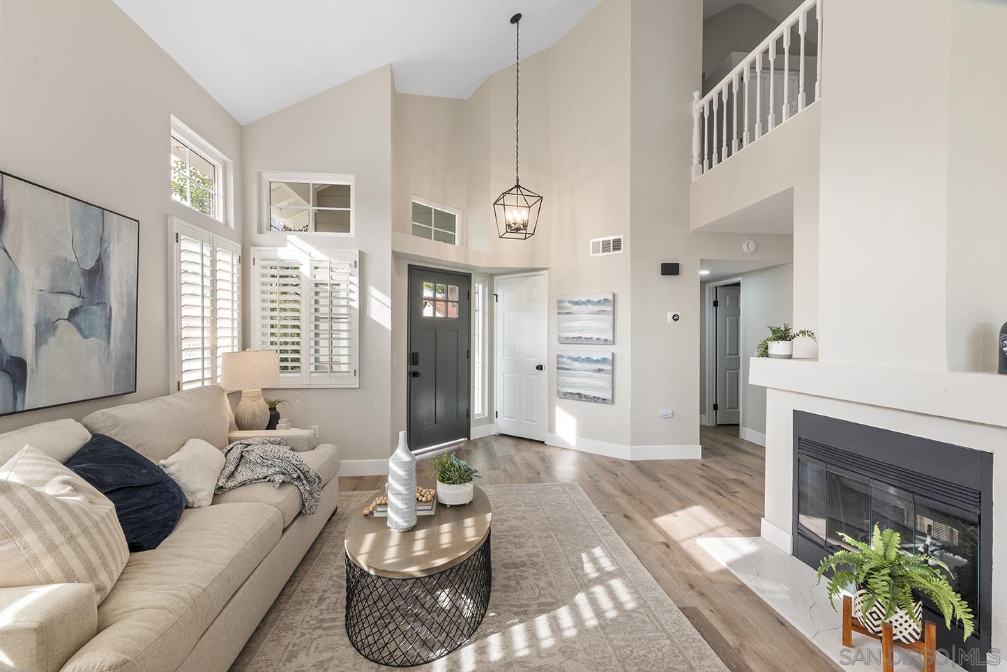 Detail Gallery Image 6 of 41 For 14811  Summerbreeze Way, San Diego,  CA 92128 - 3 Beds | 2/1 Baths