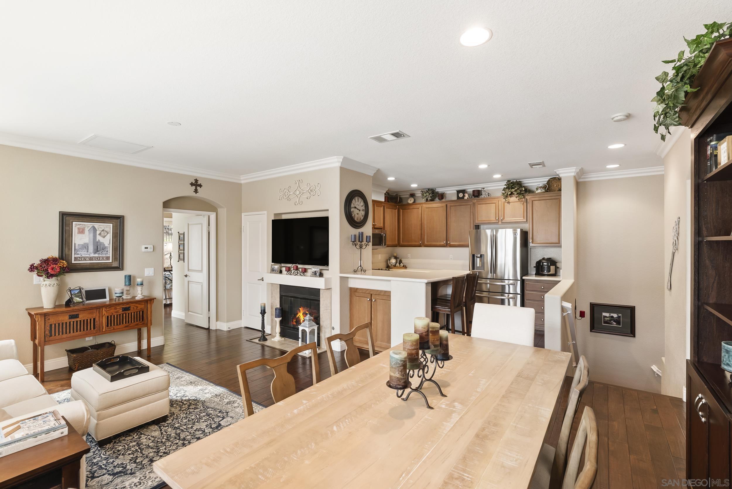 Detail Gallery Image 11 of 36 For 14110  Brent Wilsey Pl  #1,  San Diego,  CA 92128 - 2 Beds | 2 Baths