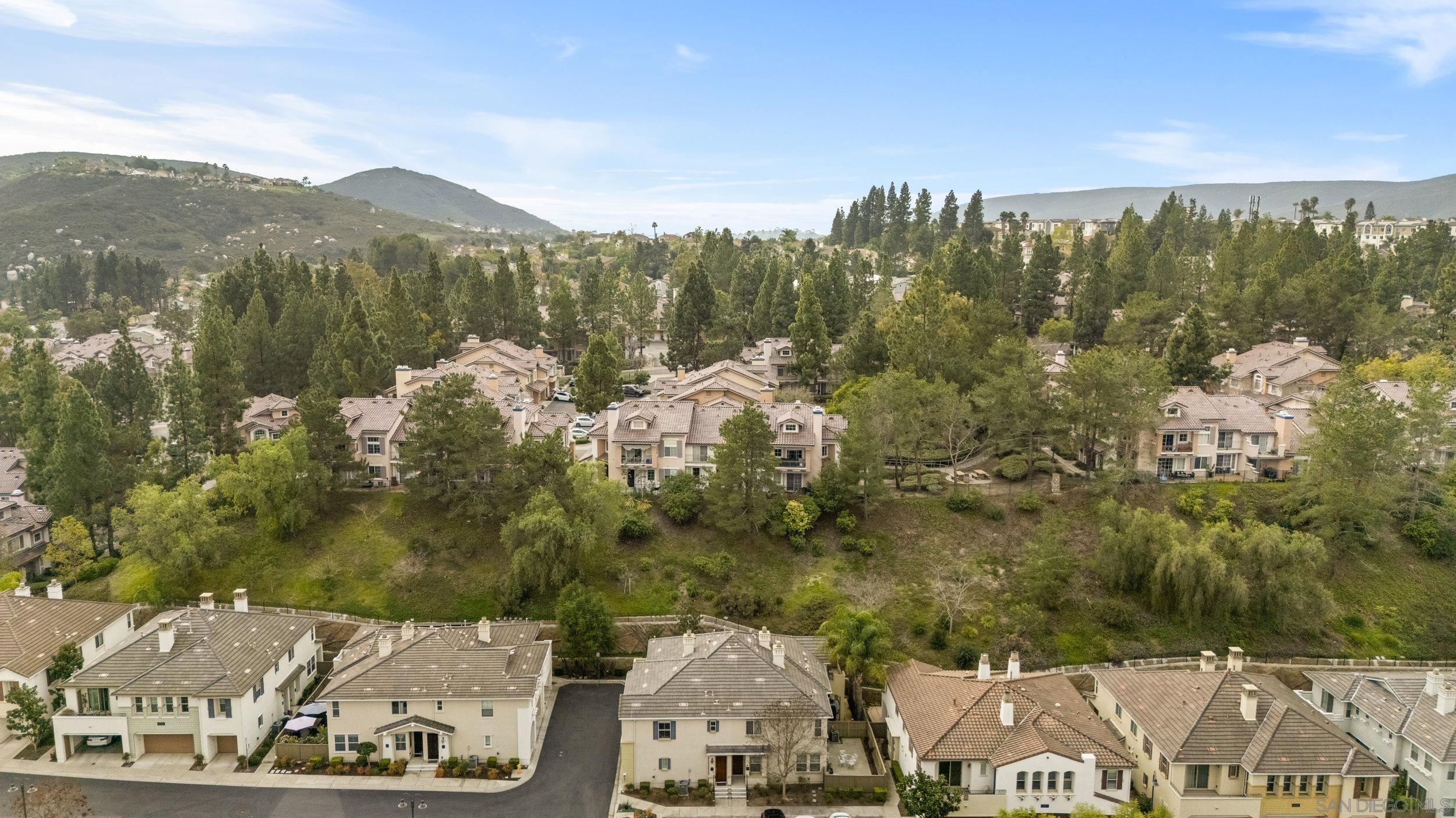 Detail Gallery Image 27 of 36 For 14110  Brent Wilsey Pl  #1,  San Diego,  CA 92128 - 2 Beds | 2 Baths