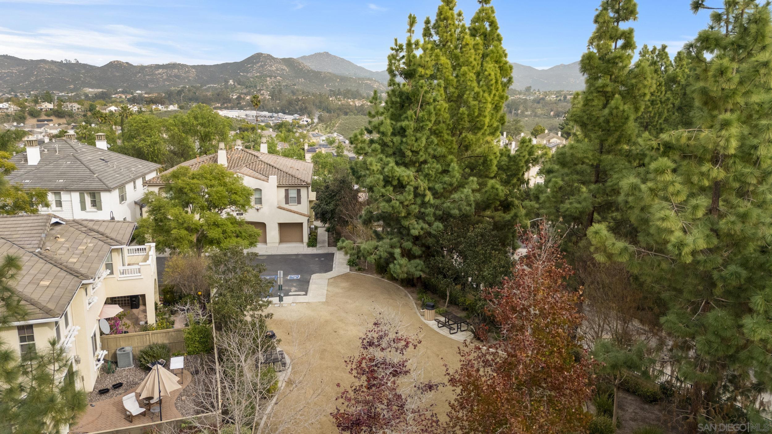 Detail Gallery Image 33 of 36 For 14110  Brent Wilsey Pl  #1,  San Diego,  CA 92128 - 2 Beds | 2 Baths