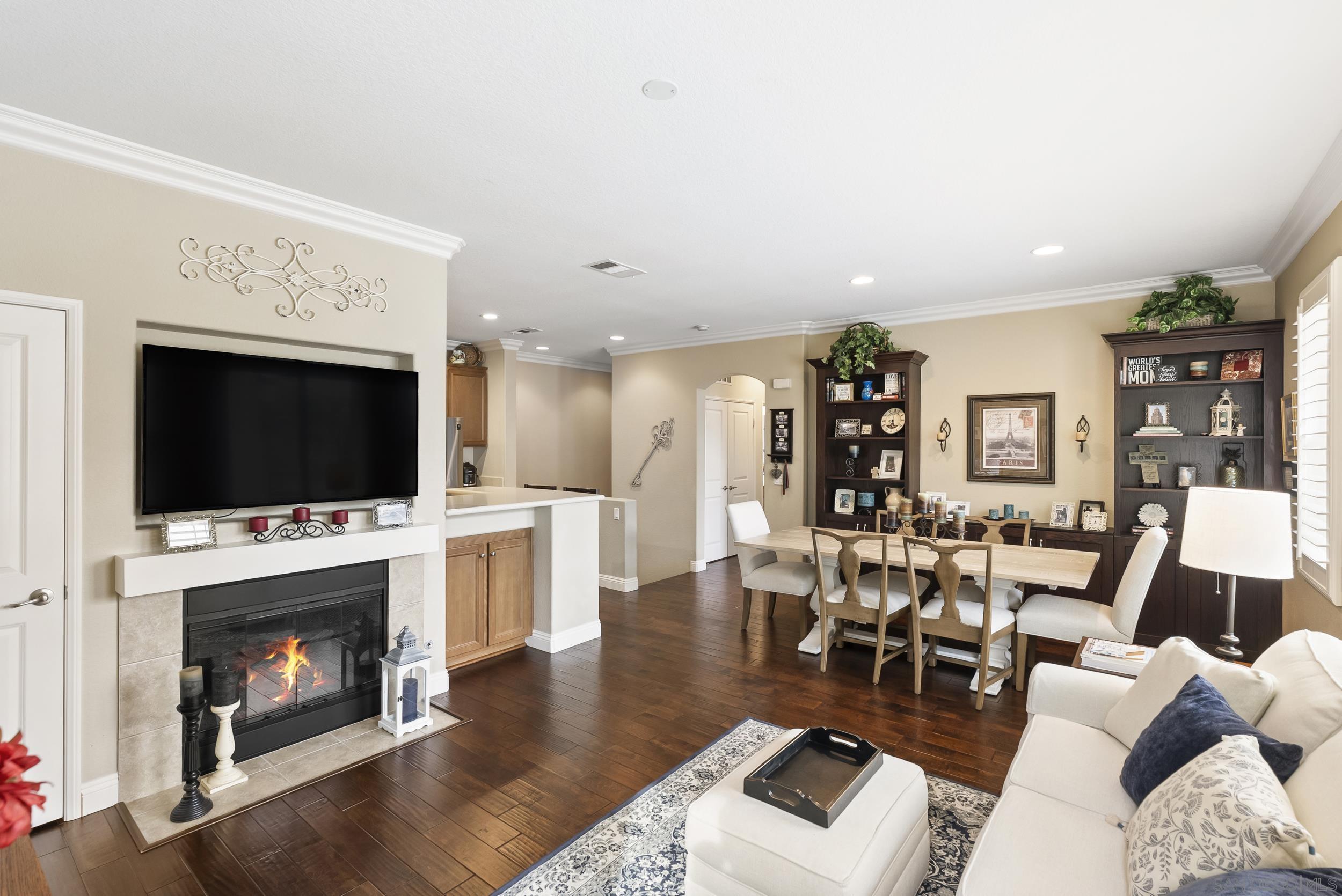 Detail Gallery Image 8 of 36 For 14110  Brent Wilsey Pl  #1,  San Diego,  CA 92128 - 2 Beds | 2 Baths