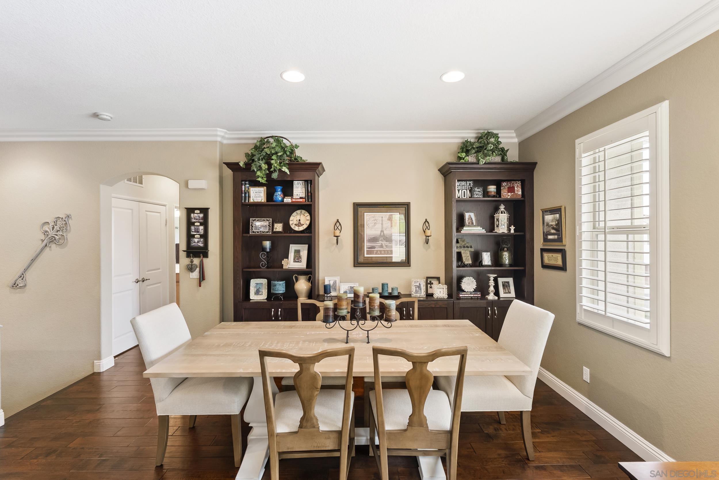 Detail Gallery Image 10 of 36 For 14110  Brent Wilsey Pl  #1,  San Diego,  CA 92128 - 2 Beds | 2 Baths