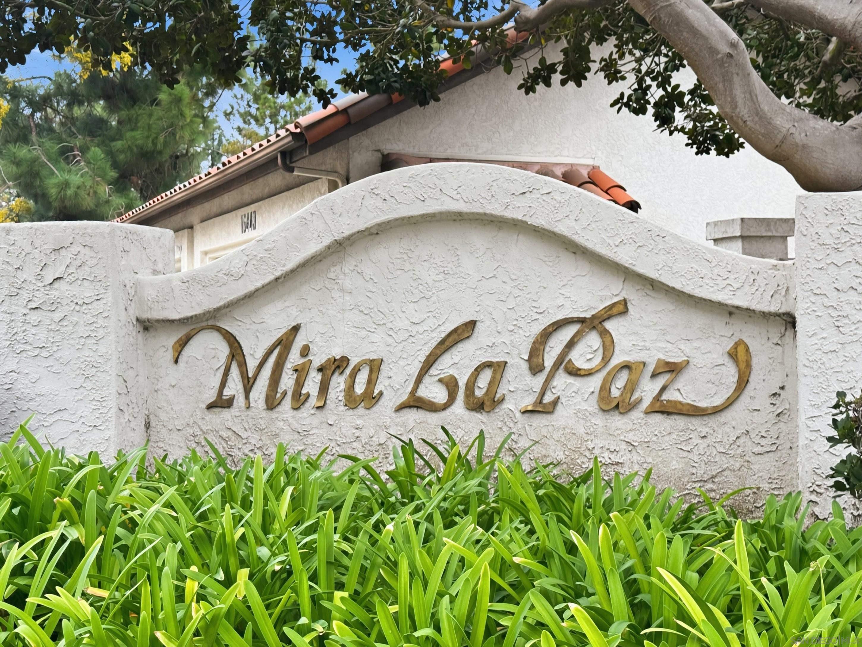 Detail Gallery Image 2 of 45 For 16232  Avenida Venusto  #B,  San Diego,  CA 92128 - 3 Beds | 2 Baths