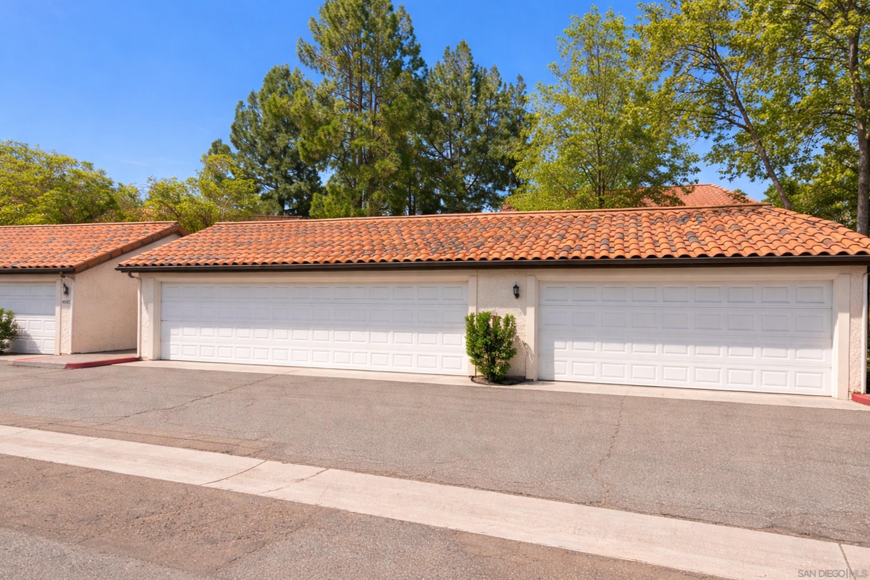 Detail Gallery Image 35 of 45 For 16232  Avenida Venusto  #B,  San Diego,  CA 92128 - 3 Beds | 2 Baths