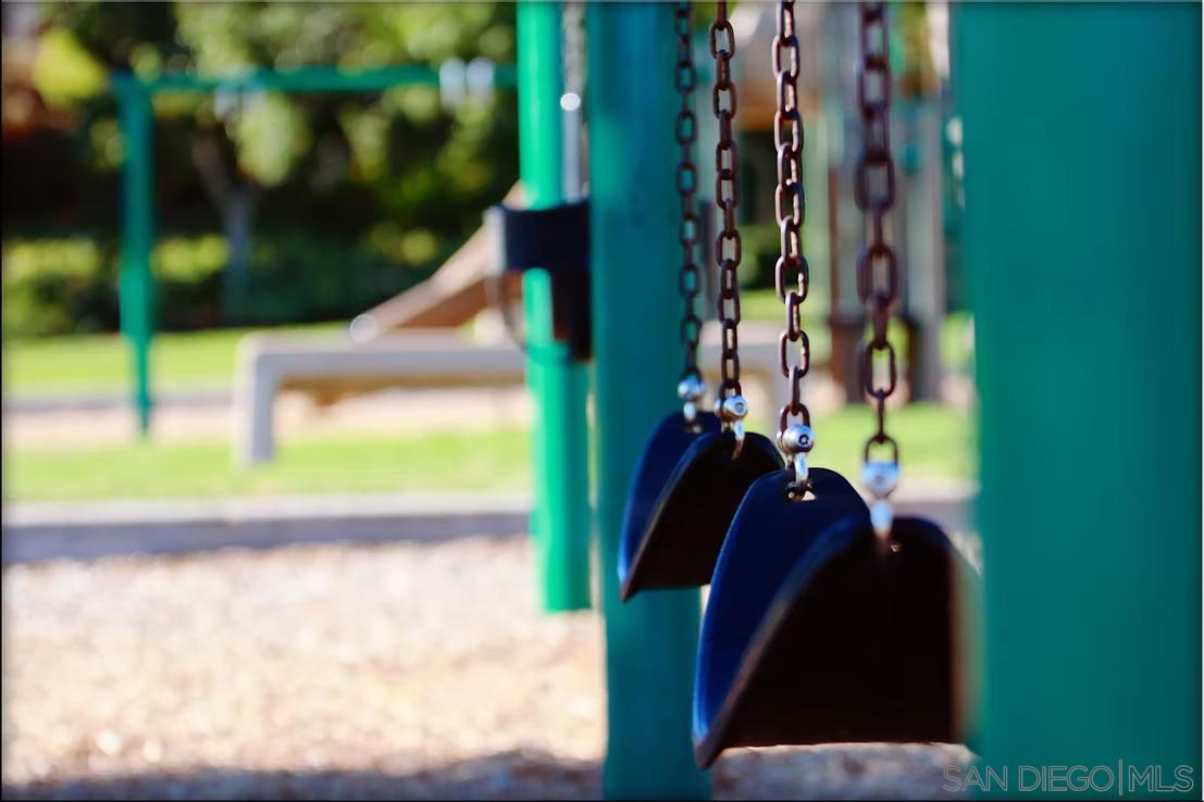 Detail Gallery Image 44 of 45 For 16232  Avenida Venusto  #B,  San Diego,  CA 92128 - 3 Beds | 2 Baths