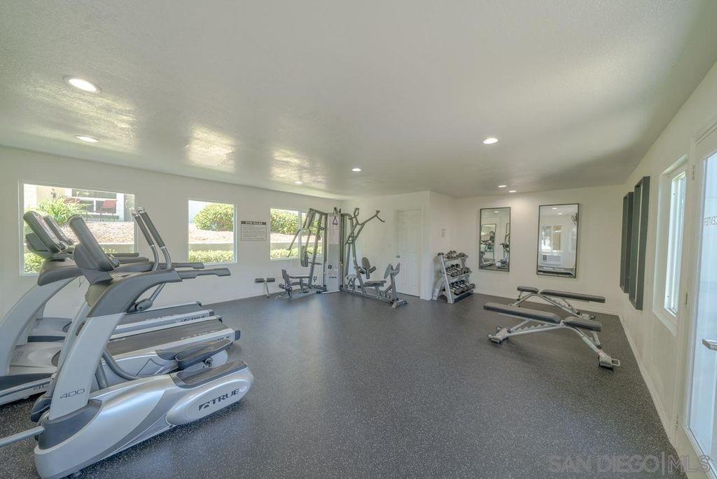 Detail Gallery Image 15 of 16 For 3625  Ash  #14,  San Diego,  CA 92105 - 2 Beds | 2 Baths