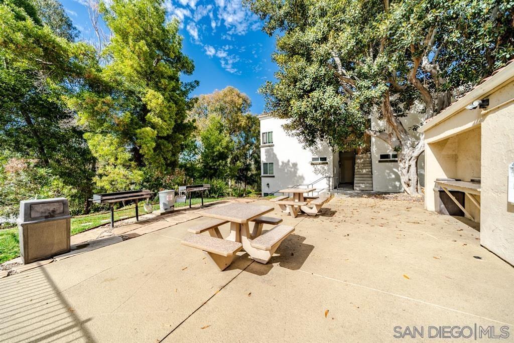 Detail Gallery Image 5 of 16 For 3625  Ash  #14,  San Diego,  CA 92105 - 2 Beds | 2 Baths