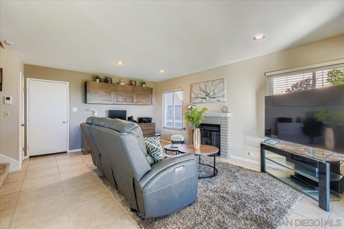 Detail Gallery Image 17 of 47 For 11729  Petirrojo Ct, San Diego,  CA 92124 - 4 Beds | 2/1 Baths