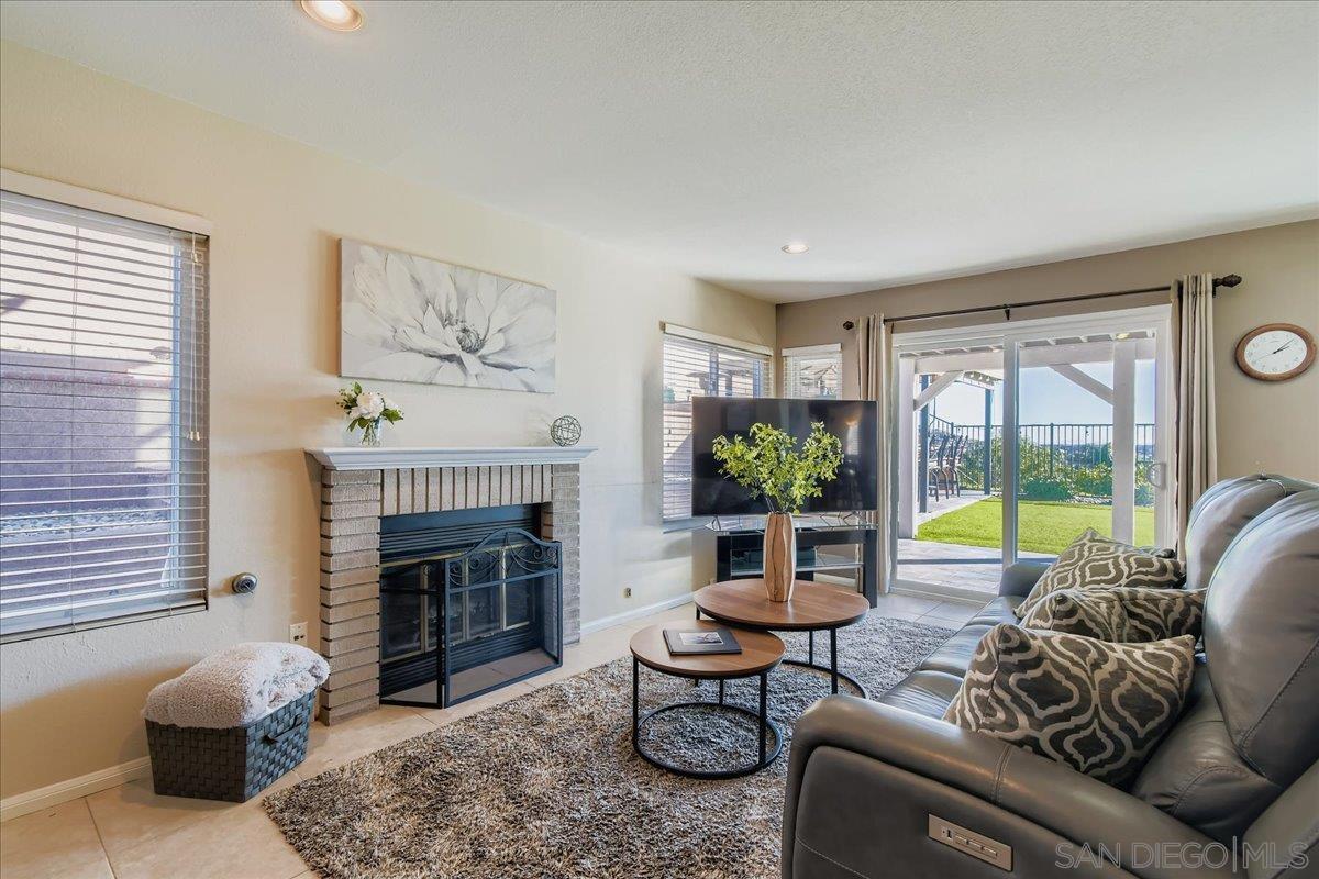 Detail Gallery Image 18 of 47 For 11729  Petirrojo Ct, San Diego,  CA 92124 - 4 Beds | 2/1 Baths