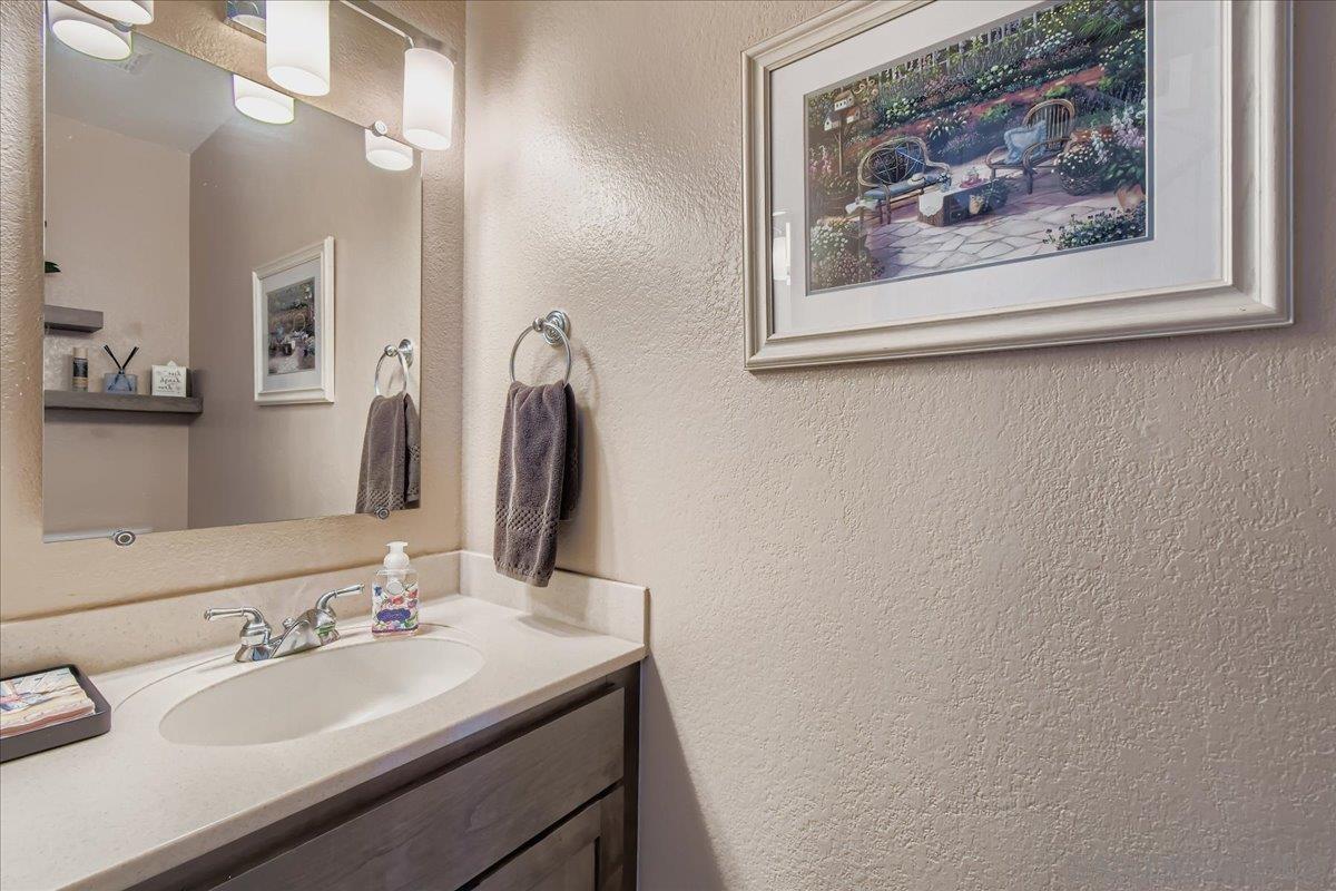 Detail Gallery Image 20 of 47 For 11729  Petirrojo Ct, San Diego,  CA 92124 - 4 Beds | 2/1 Baths