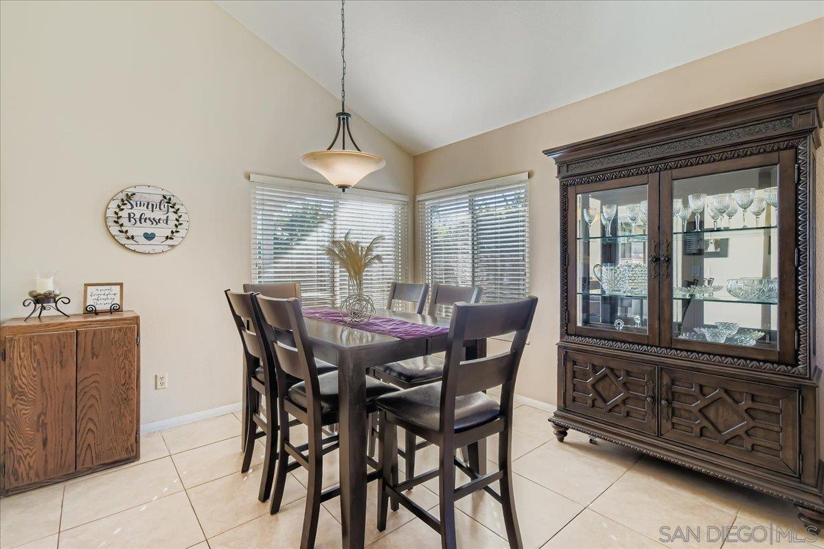 Detail Gallery Image 10 of 47 For 11729  Petirrojo Ct, San Diego,  CA 92124 - 4 Beds | 2/1 Baths