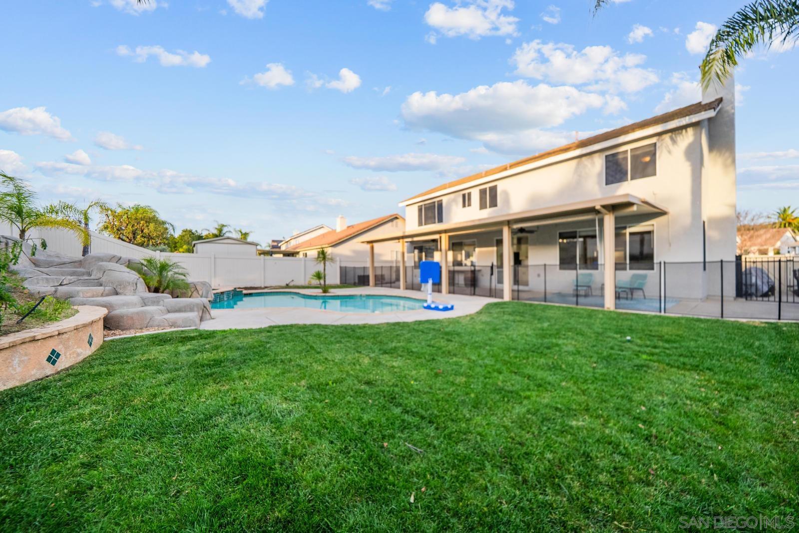 Detail Gallery Image 28 of 35 For 40597  Symphony Park Ln, Murrieta,  CA 92562 - 4 Beds | 3 Baths