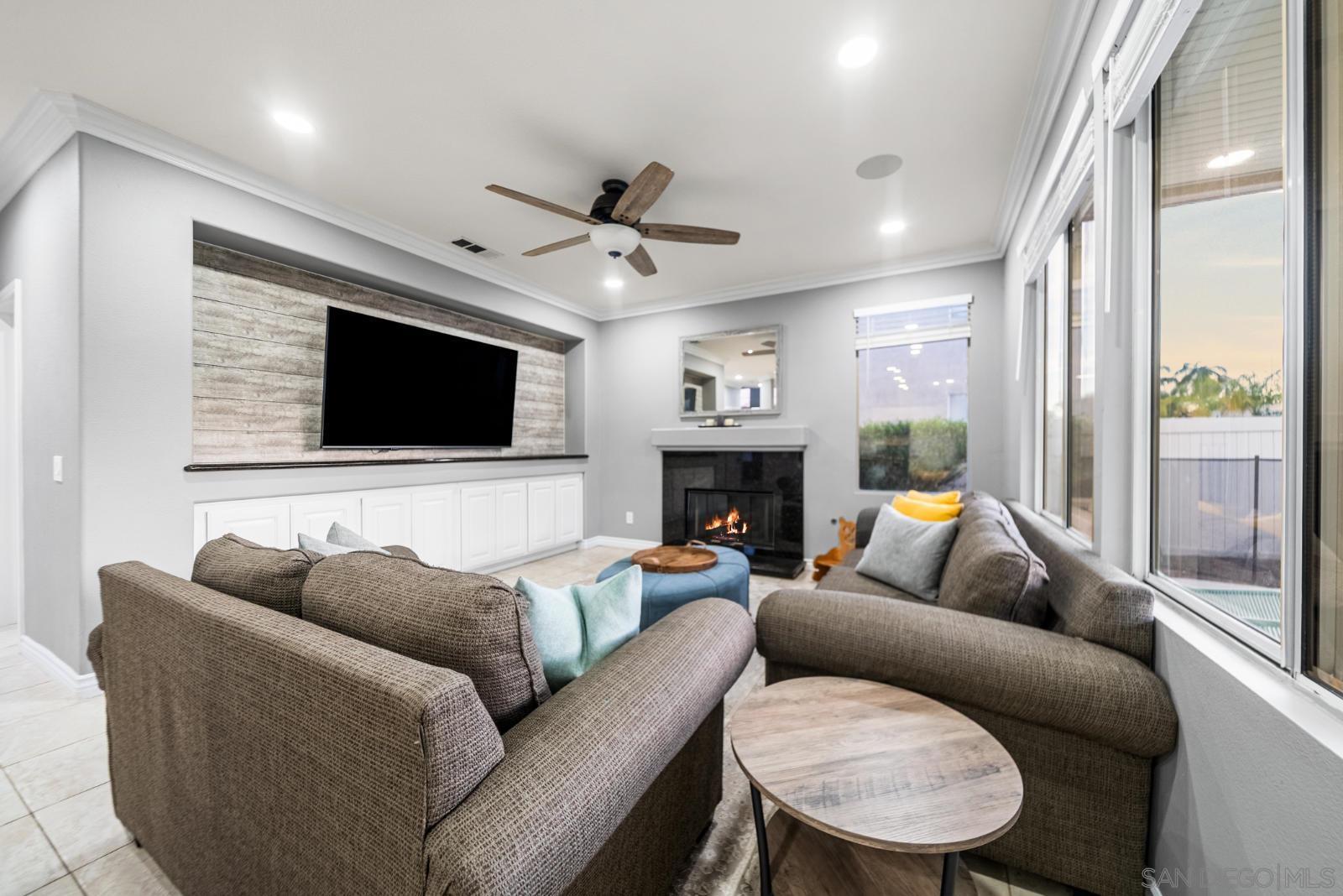 Detail Gallery Image 5 of 35 For 40597  Symphony Park Ln, Murrieta,  CA 92562 - 4 Beds | 3 Baths