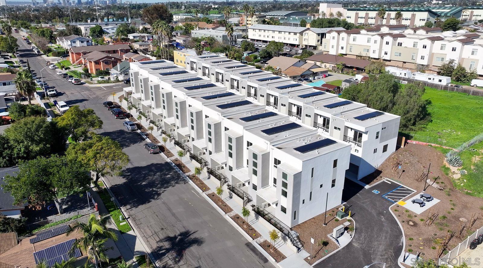 Front Image Thumbnail for SD260001726