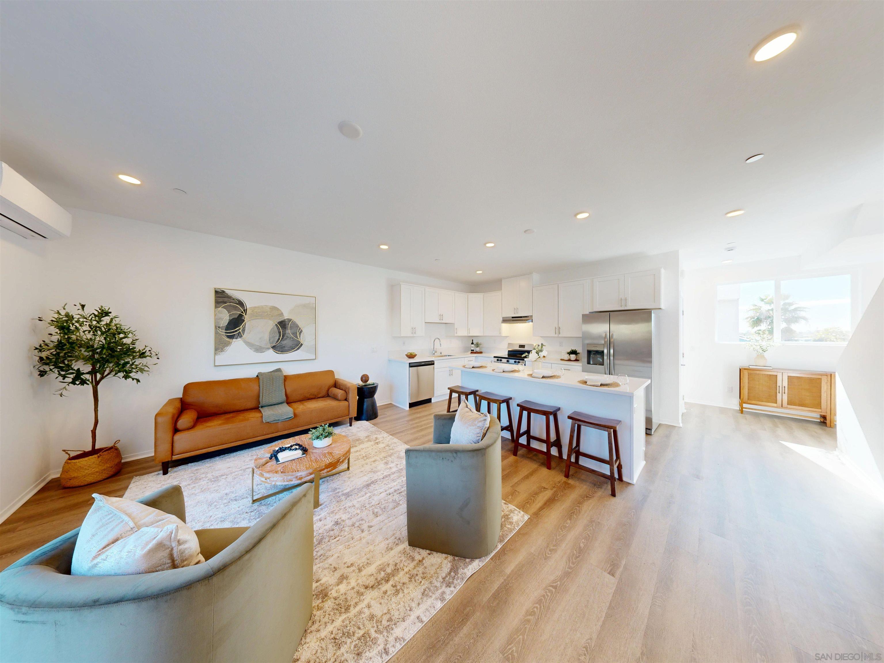 Detail Gallery Image 4 of 15 For 4980  Ocean View Blvd  #P,  San Diego,  CA 92113 - 3 Beds | 2/1 Baths