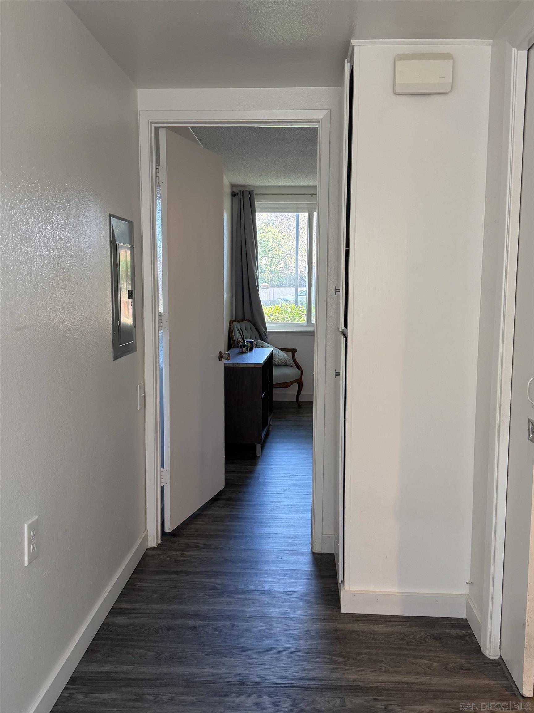 Detail Gallery Image 9 of 9 For 243  Calle Aragon, Laguna Hills,  CA 92637 - 2 Beds | 1 Baths