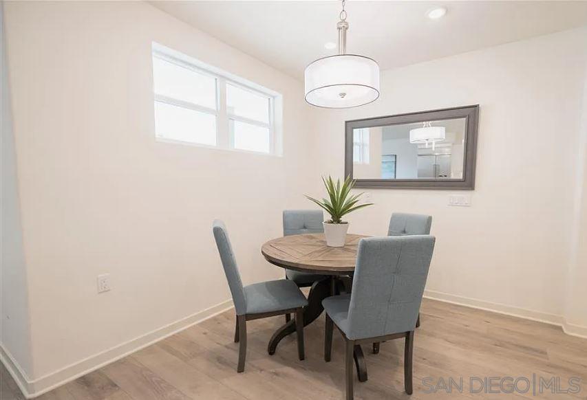 Detail Gallery Image 5 of 12 For 3128  Canon St  103, San Diego,  CA 92106 - 2 Beds | 2/1 Baths
