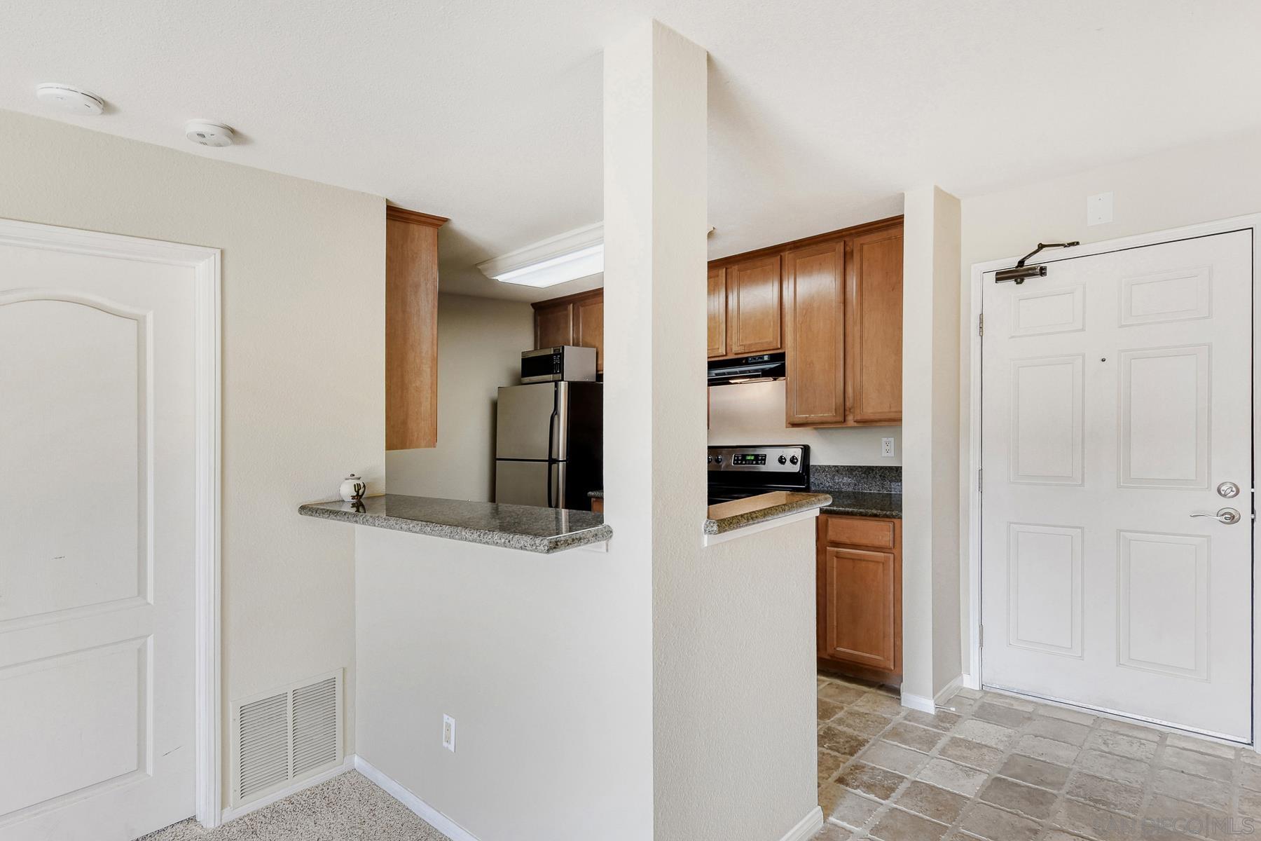 Detail Gallery Image 11 of 31 For 7180  Shoreline Dr  #5212,  San Diego,  CA 92122 - 2 Beds | 2 Baths