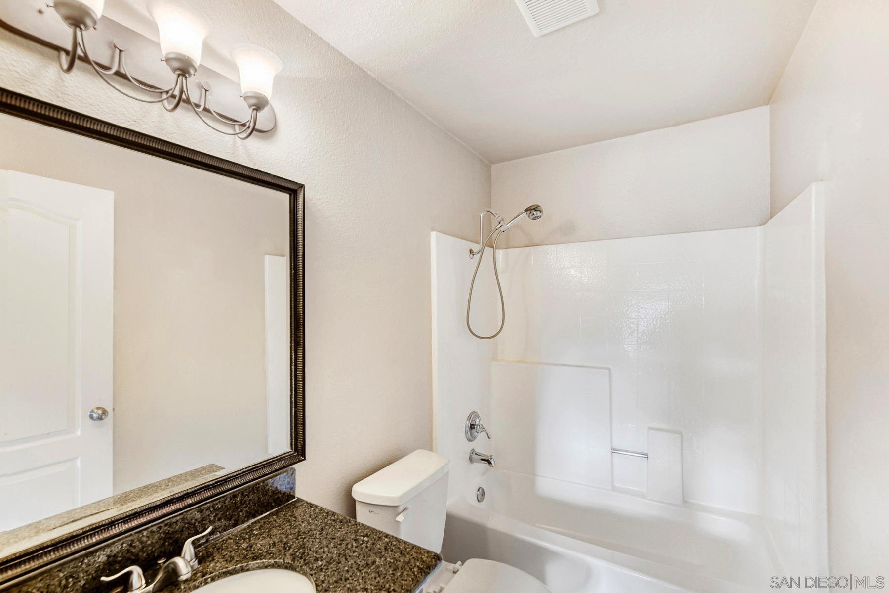 Detail Gallery Image 15 of 31 For 7180  Shoreline Dr  #5212,  San Diego,  CA 92122 - 2 Beds | 2 Baths