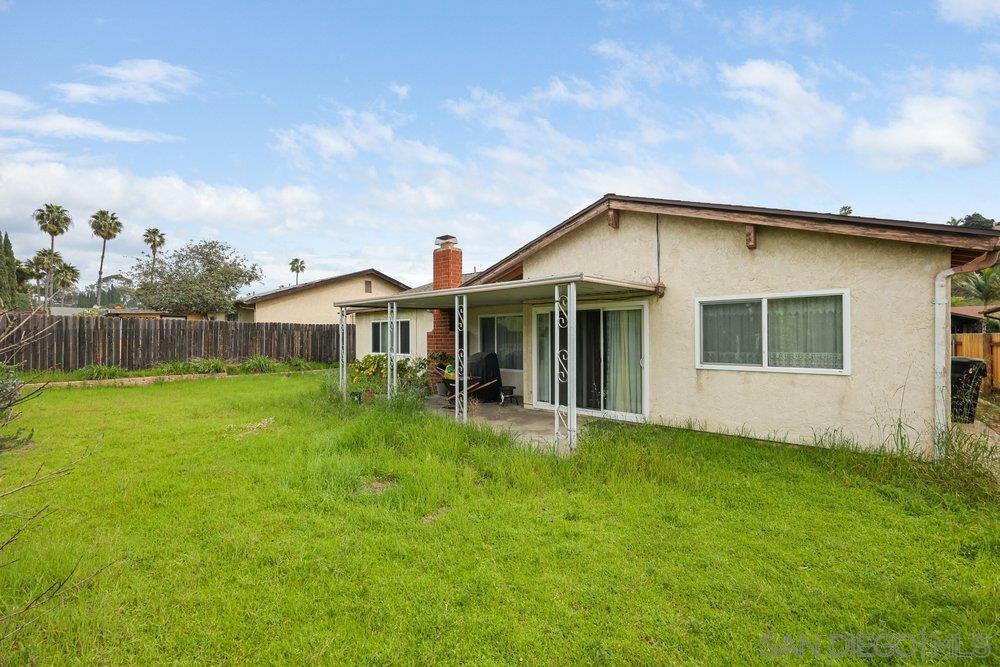 Detail Gallery Image 12 of 14 For 1050  Armacost Rd., San Diego,  CA 92114 - 3 Beds | 2 Baths