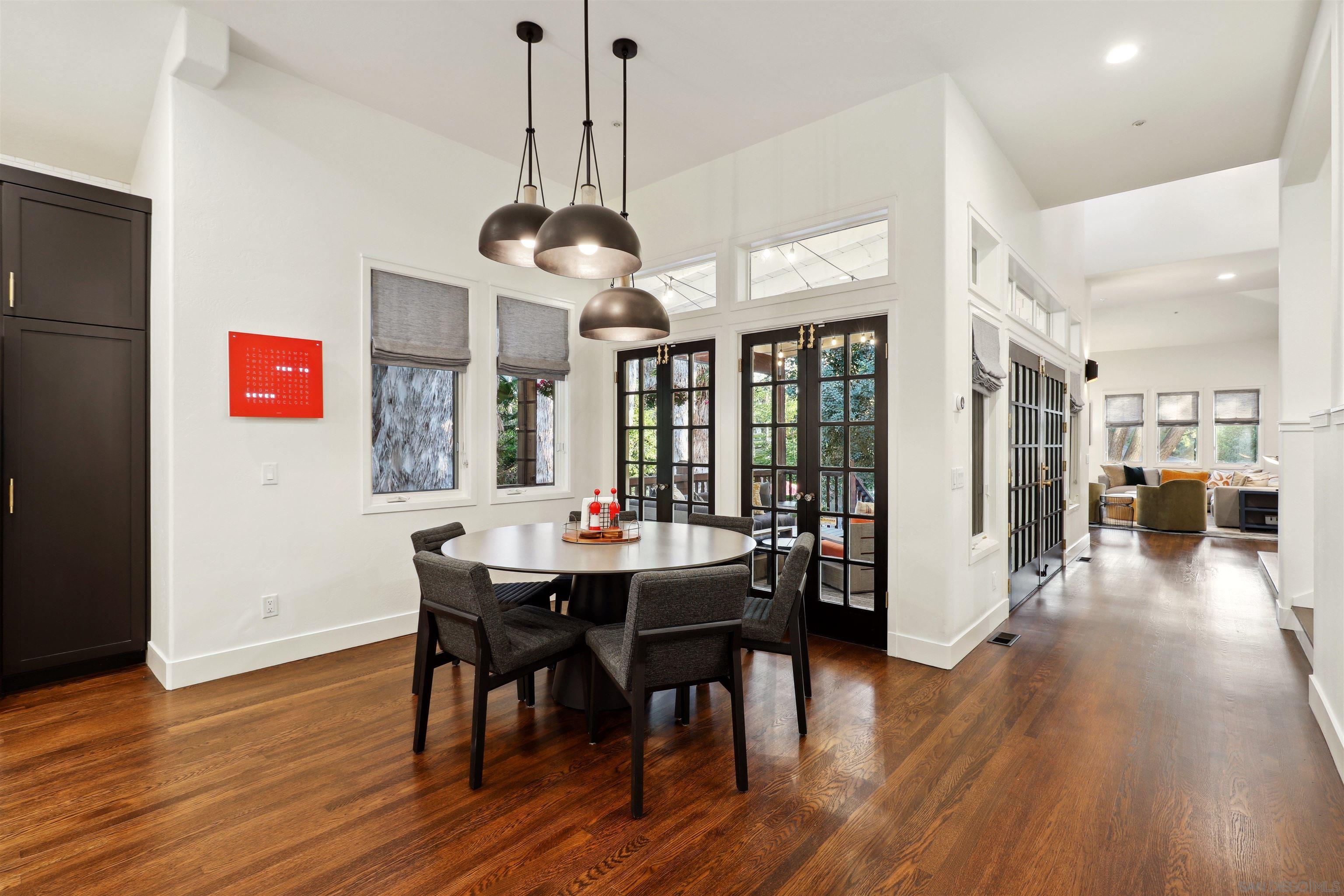 Detail Gallery Image 13 of 34 For 4525-27  Conrad Drive, La Mesa,  CA 91941 - 6 Beds | 4 Baths