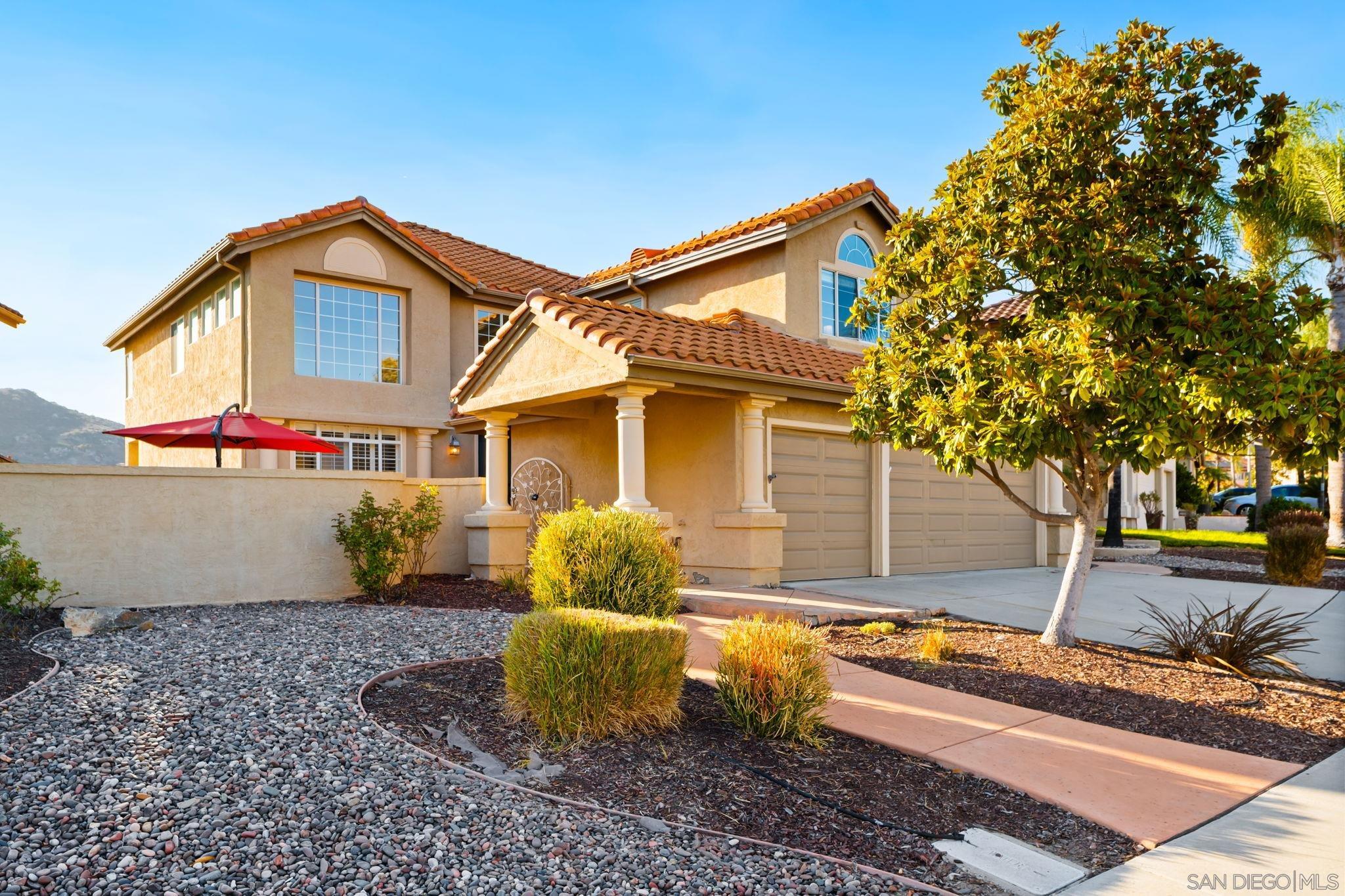 Detail Gallery Image 15 of 52 For 18106  Chieftain Ct, San Diego,  CA 92127 - 4 Beds | 3 Baths