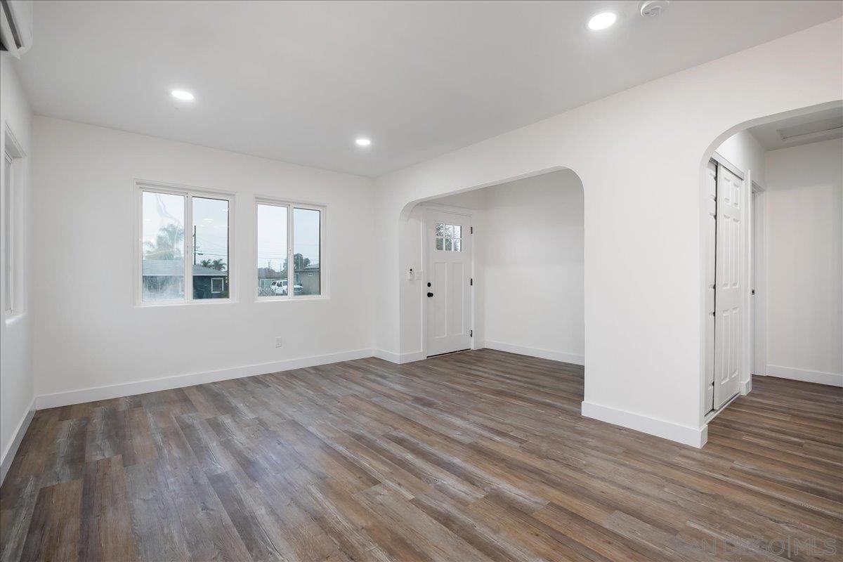 Detail Gallery Image 15 of 26 For 1347  Costa Ave, Chula Vista,  CA 91911 - 2 Beds | 1 Baths