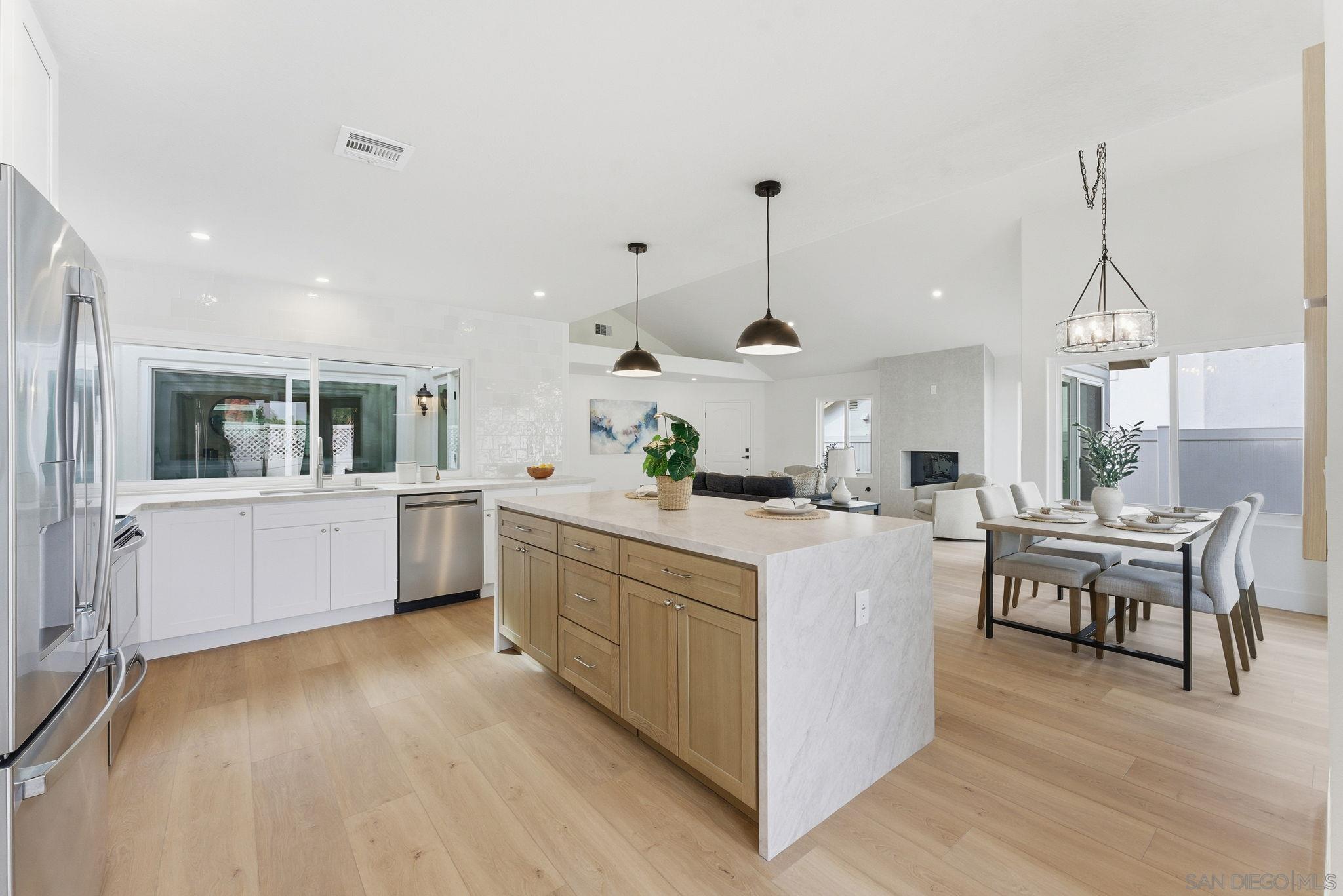 Detail Gallery Image 13 of 31 For 4744  Agora Way, Oceanside,  CA 92056 - 2 Beds | 2 Baths