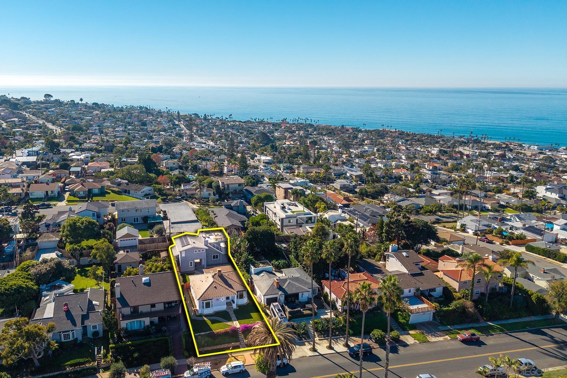 Detail Gallery Image 3 of 75 For 4445  Coronado Avenue, San Diego,  CA 92107 - 6 Beds | 2/1 Baths