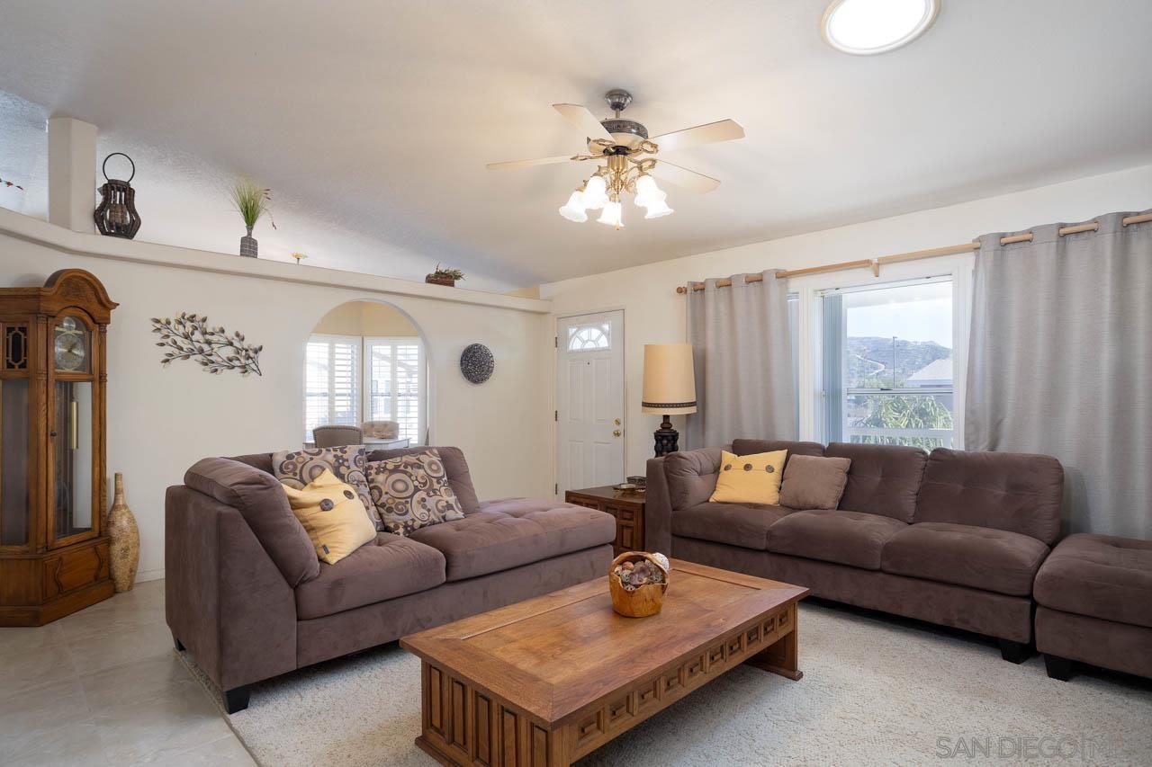 Detail Gallery Image 5 of 34 For 11851  Riverside Dr Spc 285  Spc 285,  Lakeside,  CA 92040 - 3 Beds | 2 Baths