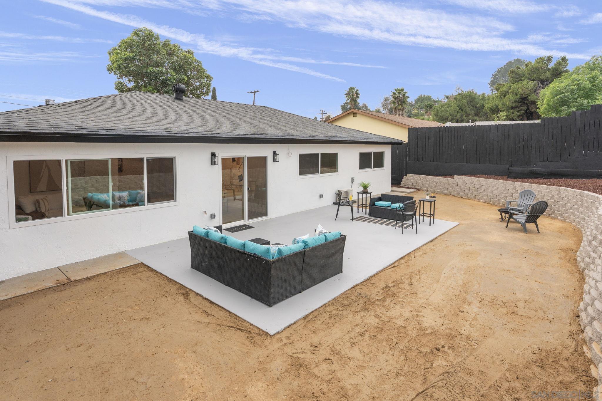 Detail Gallery Image 26 of 33 For 1519  Arthur Neal Ct, Lemon Grove,  CA 91945 - 3 Beds | 2 Baths