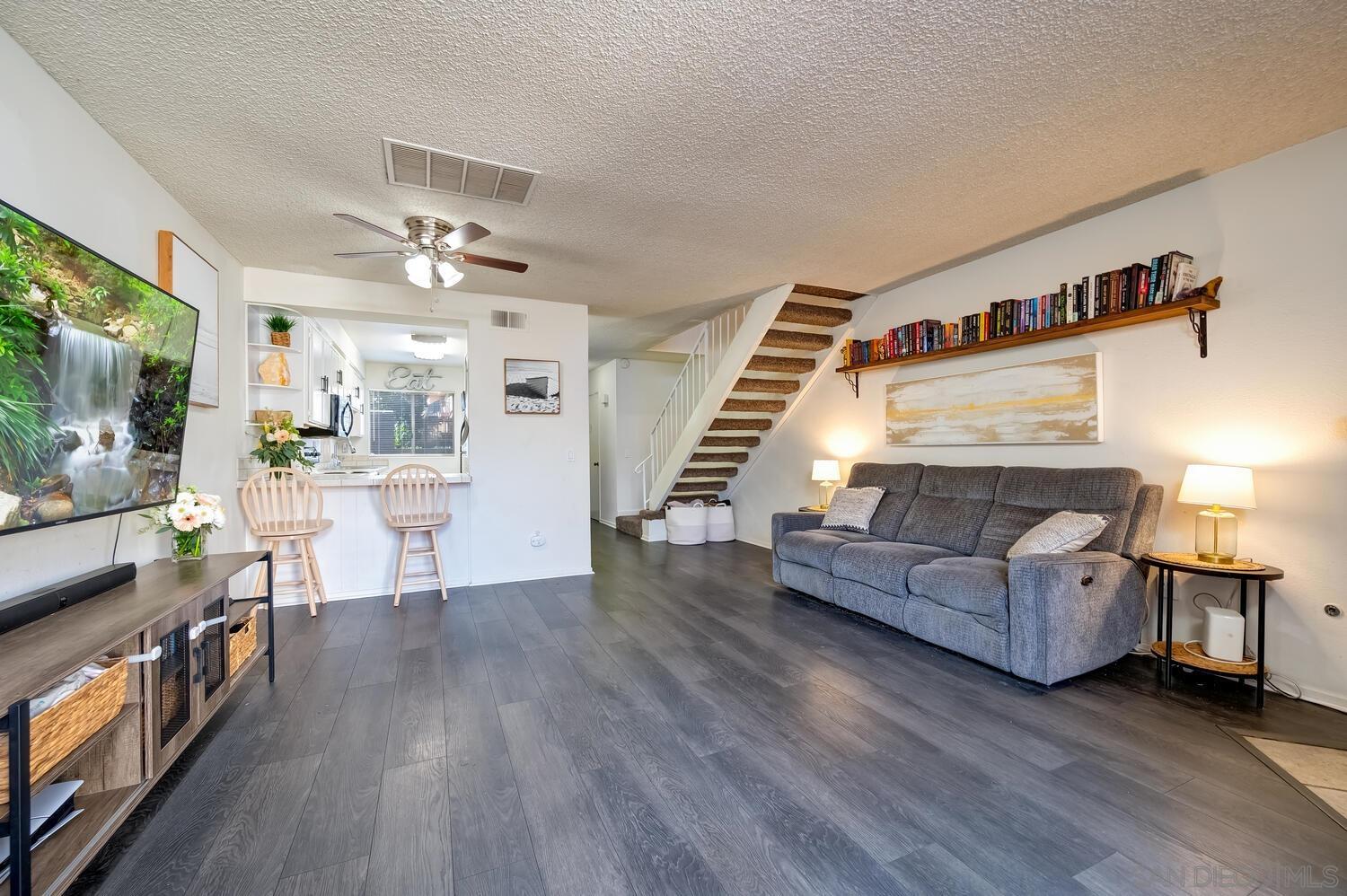 Detail Gallery Image 2 of 33 For 1630  Grandon Ave, San Marcos,  CA 92078 - 2 Beds | 1/1 Baths