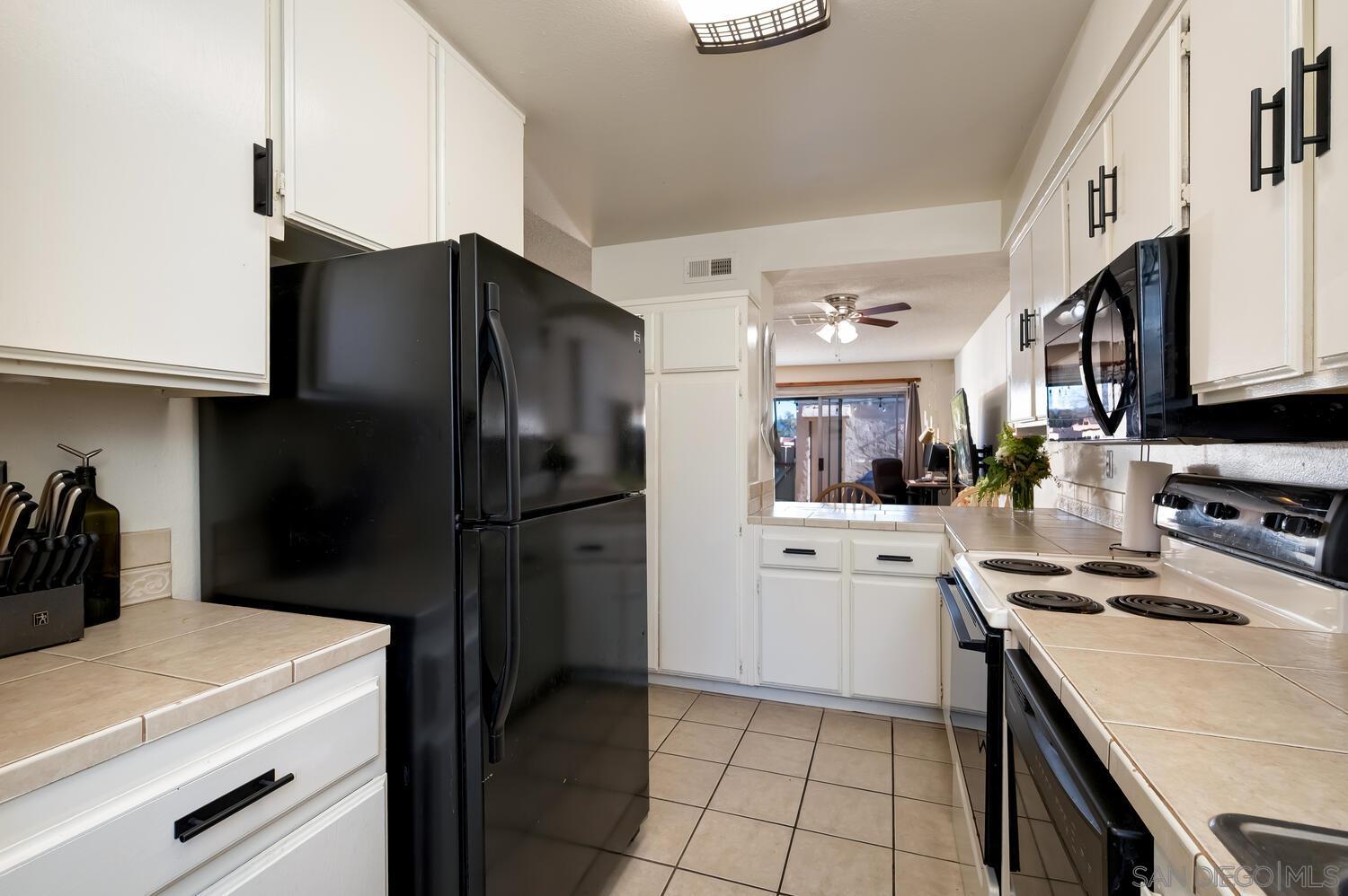 Detail Gallery Image 9 of 33 For 1630  Grandon Ave, San Marcos,  CA 92078 - 2 Beds | 1/1 Baths