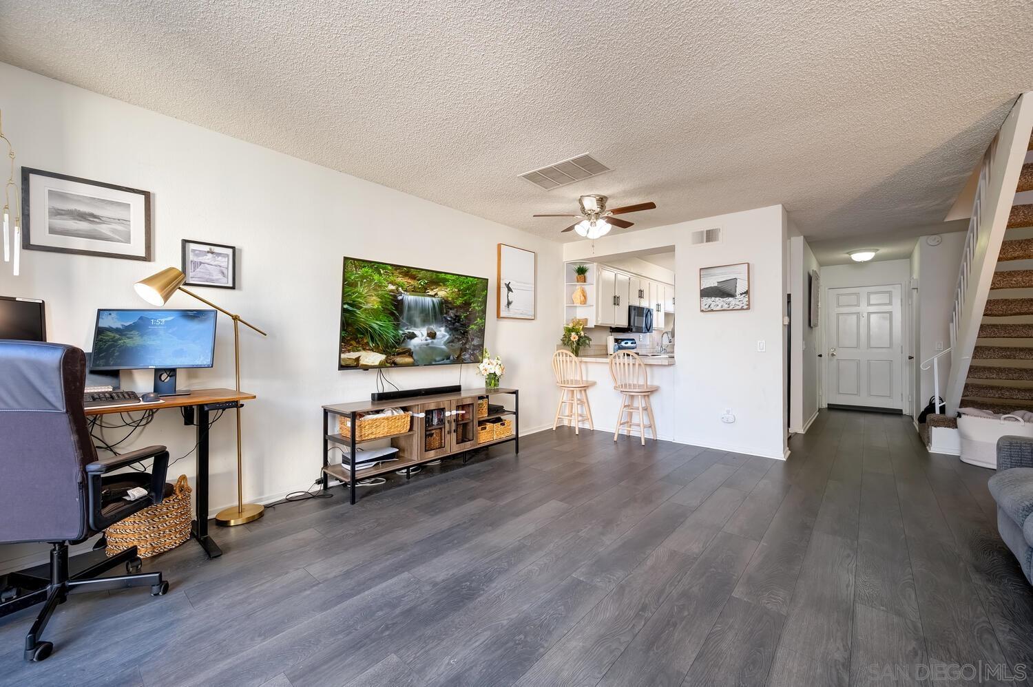 Detail Gallery Image 4 of 33 For 1630  Grandon Ave, San Marcos,  CA 92078 - 2 Beds | 1/1 Baths