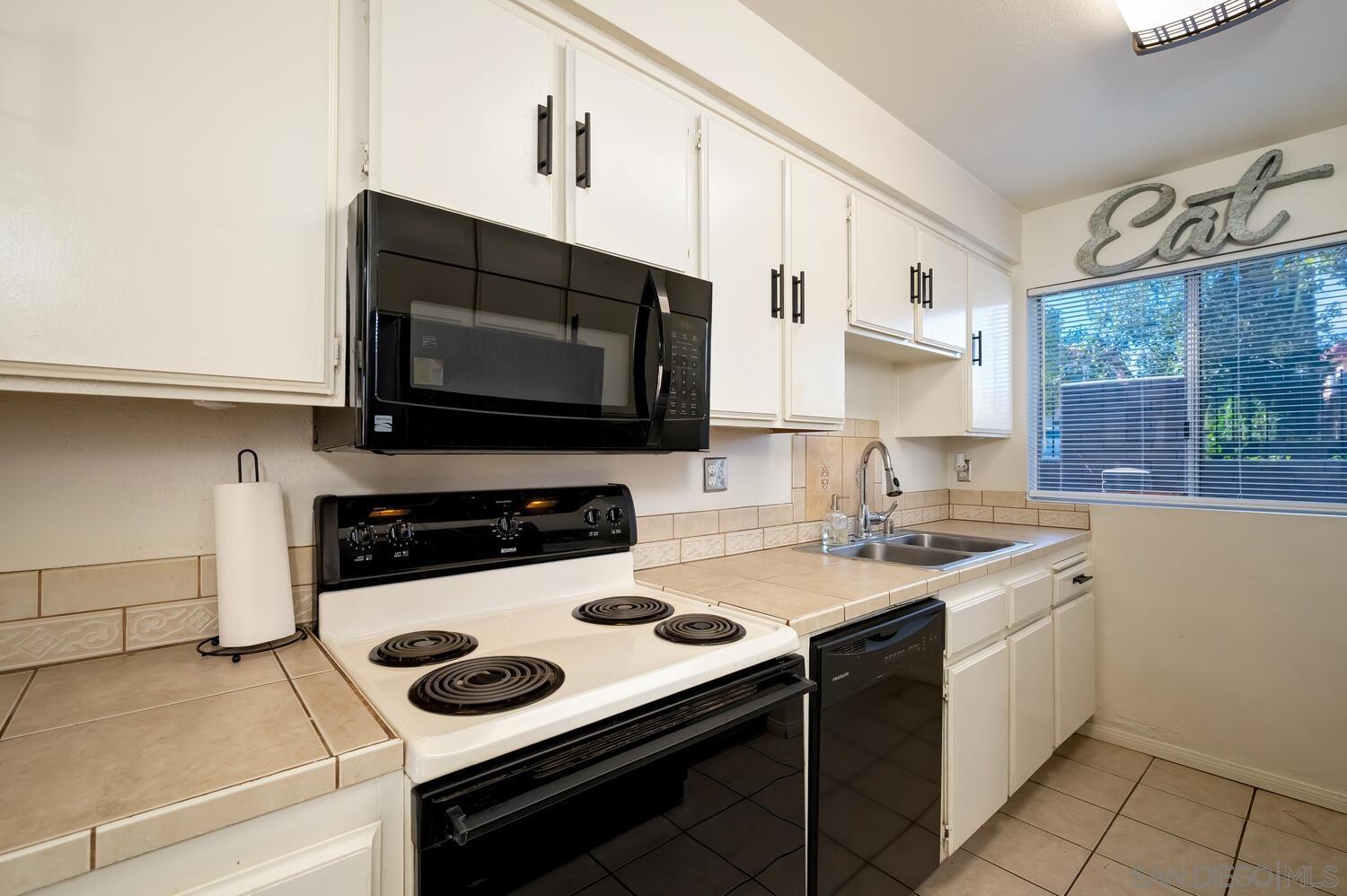 Detail Gallery Image 7 of 33 For 1630  Grandon Ave, San Marcos,  CA 92078 - 2 Beds | 1/1 Baths