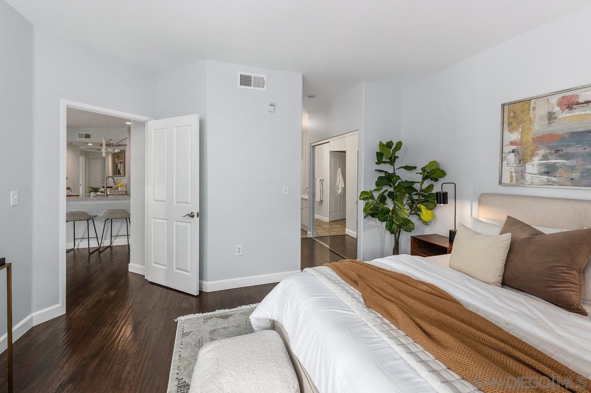 Detail Gallery Image 19 of 42 For 1501  Front St  #523,  San Diego,  CA 92101 - 3 Beds | 2 Baths
