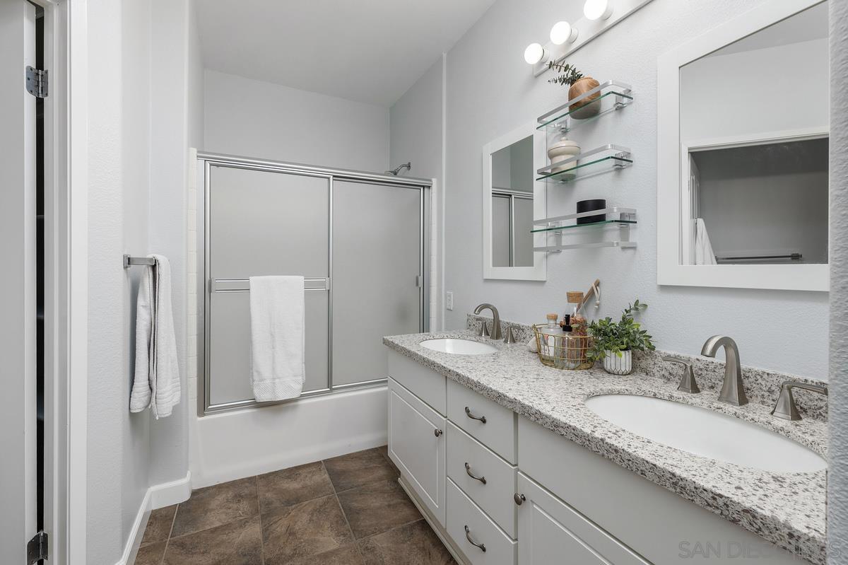 Detail Gallery Image 20 of 42 For 1501  Front St  #523,  San Diego,  CA 92101 - 3 Beds | 2 Baths