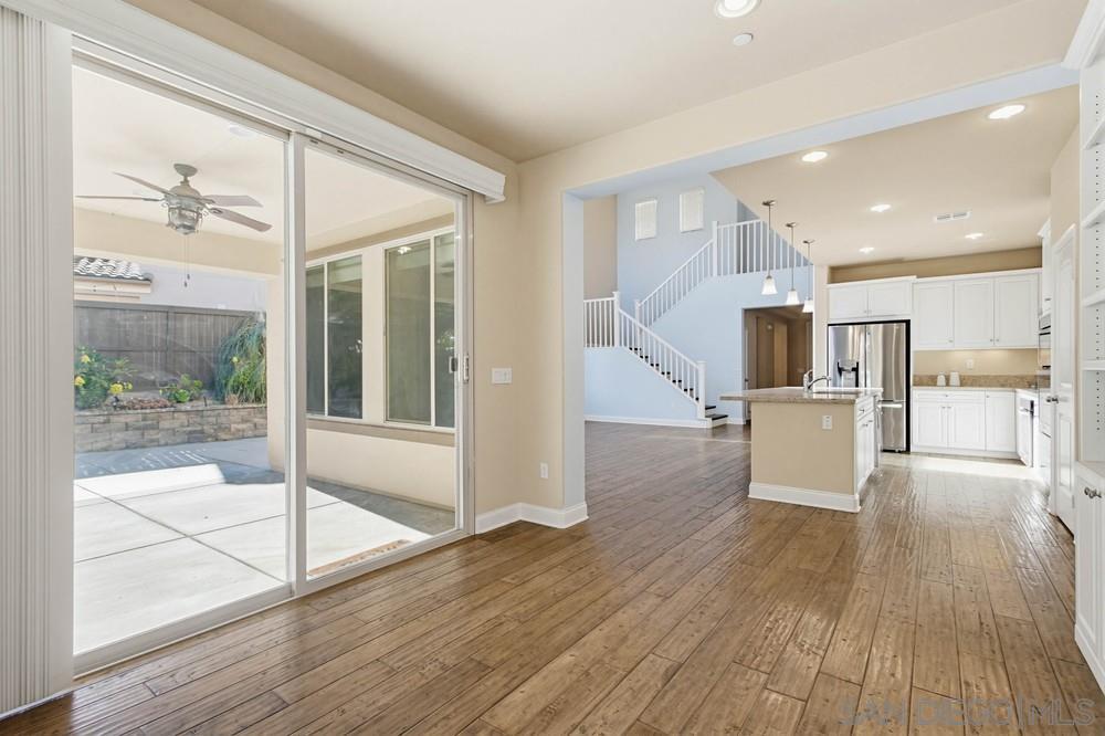 Detail Gallery Image 12 of 62 For 1513  Avila Ln, Vista,  CA 92083 - 5 Beds | 3/1 Baths