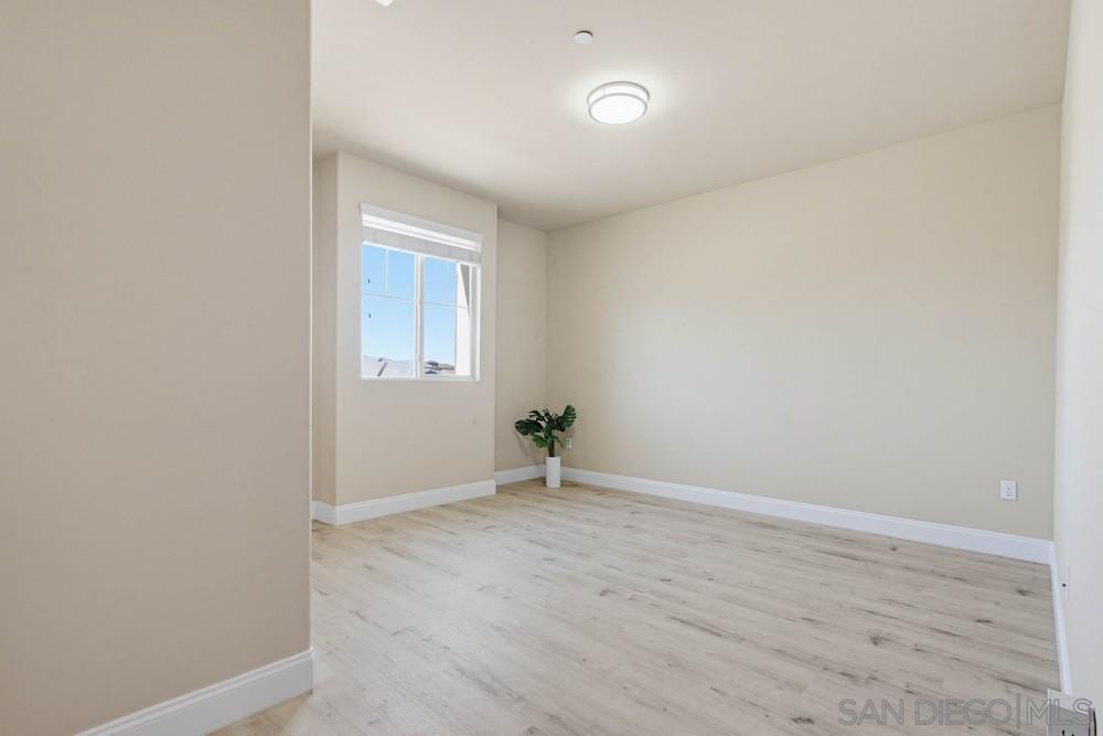 Detail Gallery Image 32 of 62 For 1513  Avila Ln, Vista,  CA 92083 - 5 Beds | 3/1 Baths