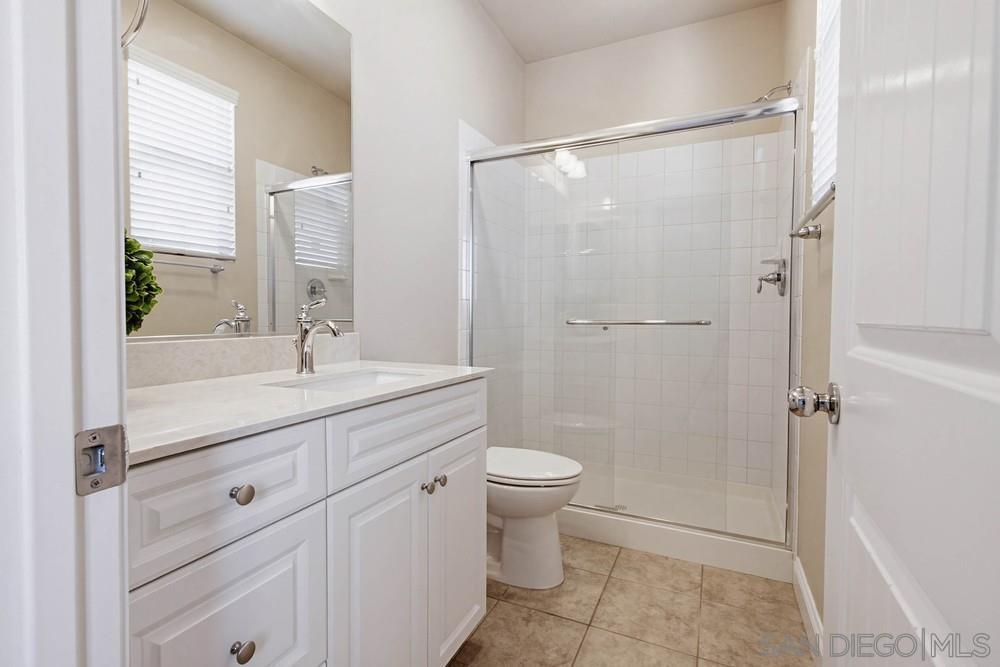 Detail Gallery Image 35 of 62 For 1513  Avila Ln, Vista,  CA 92083 - 5 Beds | 3/1 Baths