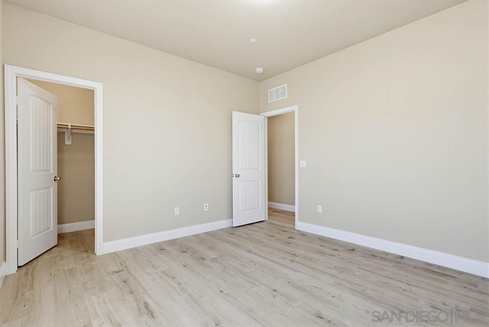 Detail Gallery Image 42 of 62 For 1513  Avila Ln, Vista,  CA 92083 - 5 Beds | 3/1 Baths
