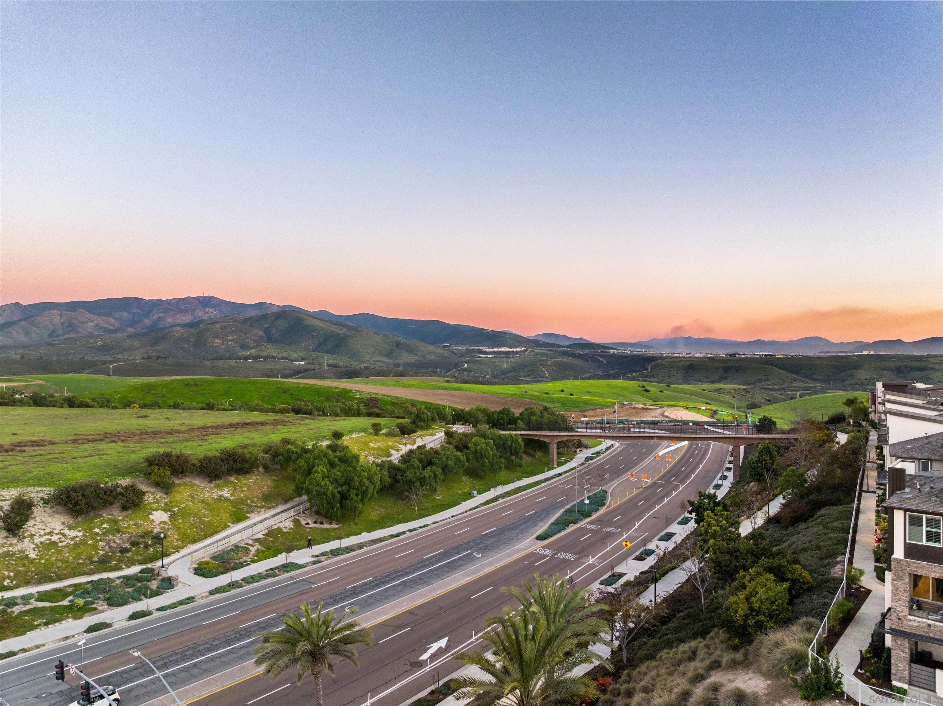 Detail Gallery Image 25 of 25 For 2076  Tango Loop  #UNIT 2,  Chula Vista,  CA 91915 - 3 Beds | 2/1 Baths