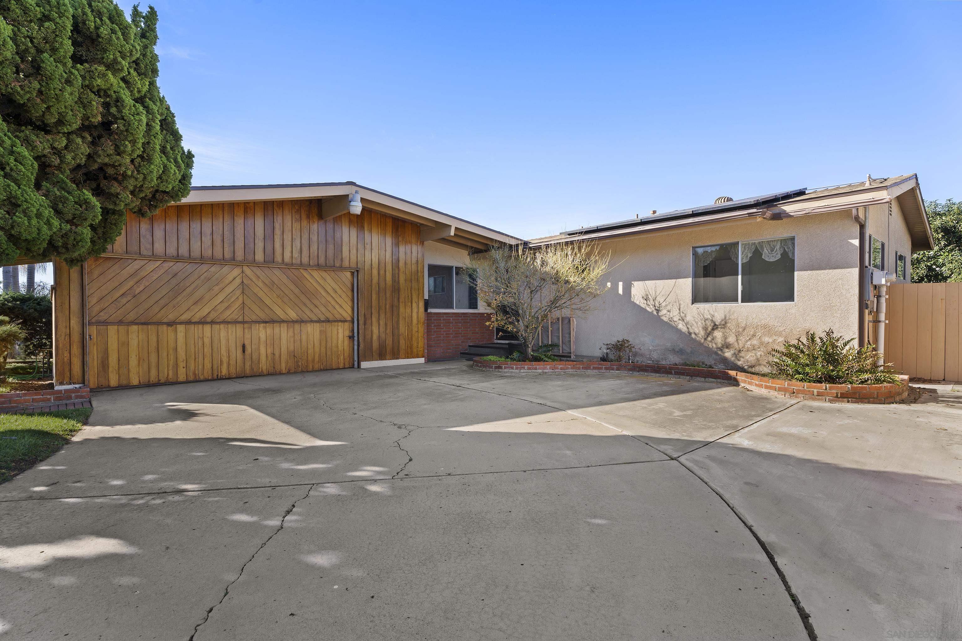 Front Image Thumbnail for SD260001757