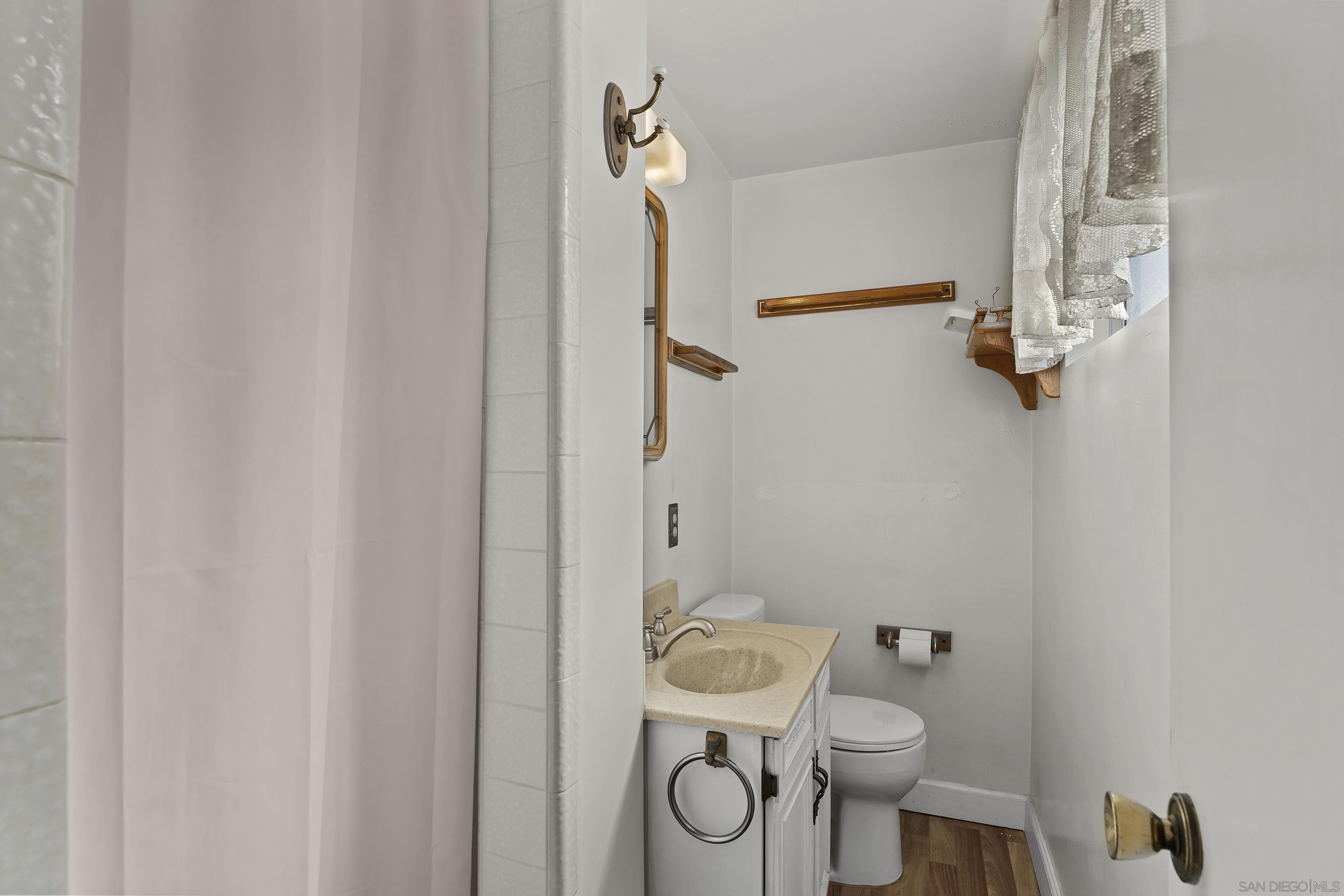 Detail Gallery Image 16 of 34 For 6542  Burgundy St, San Diego,  CA 92120 - 4 Beds | 2 Baths