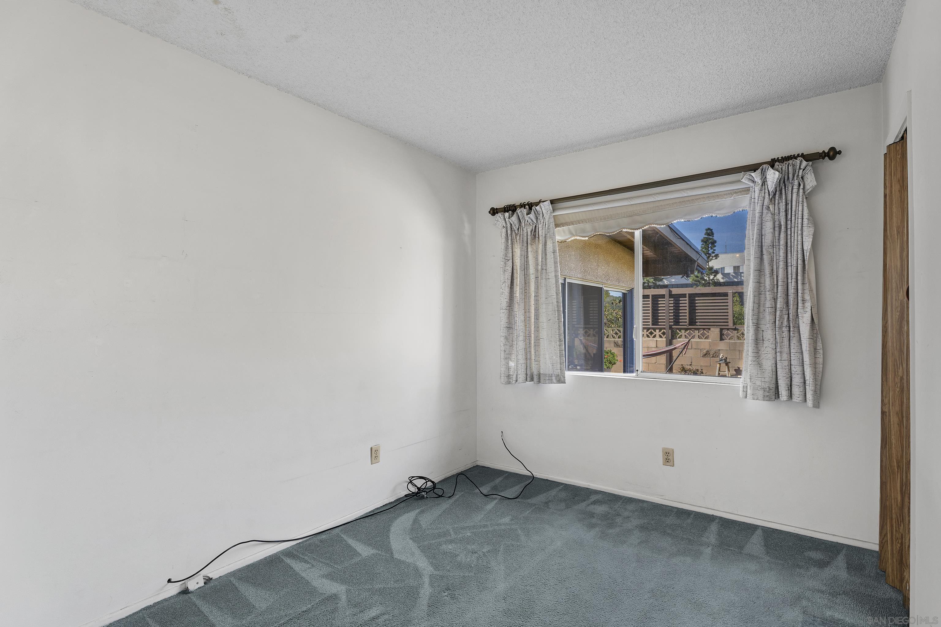 Detail Gallery Image 19 of 34 For 6542  Burgundy St, San Diego,  CA 92120 - 4 Beds | 2 Baths